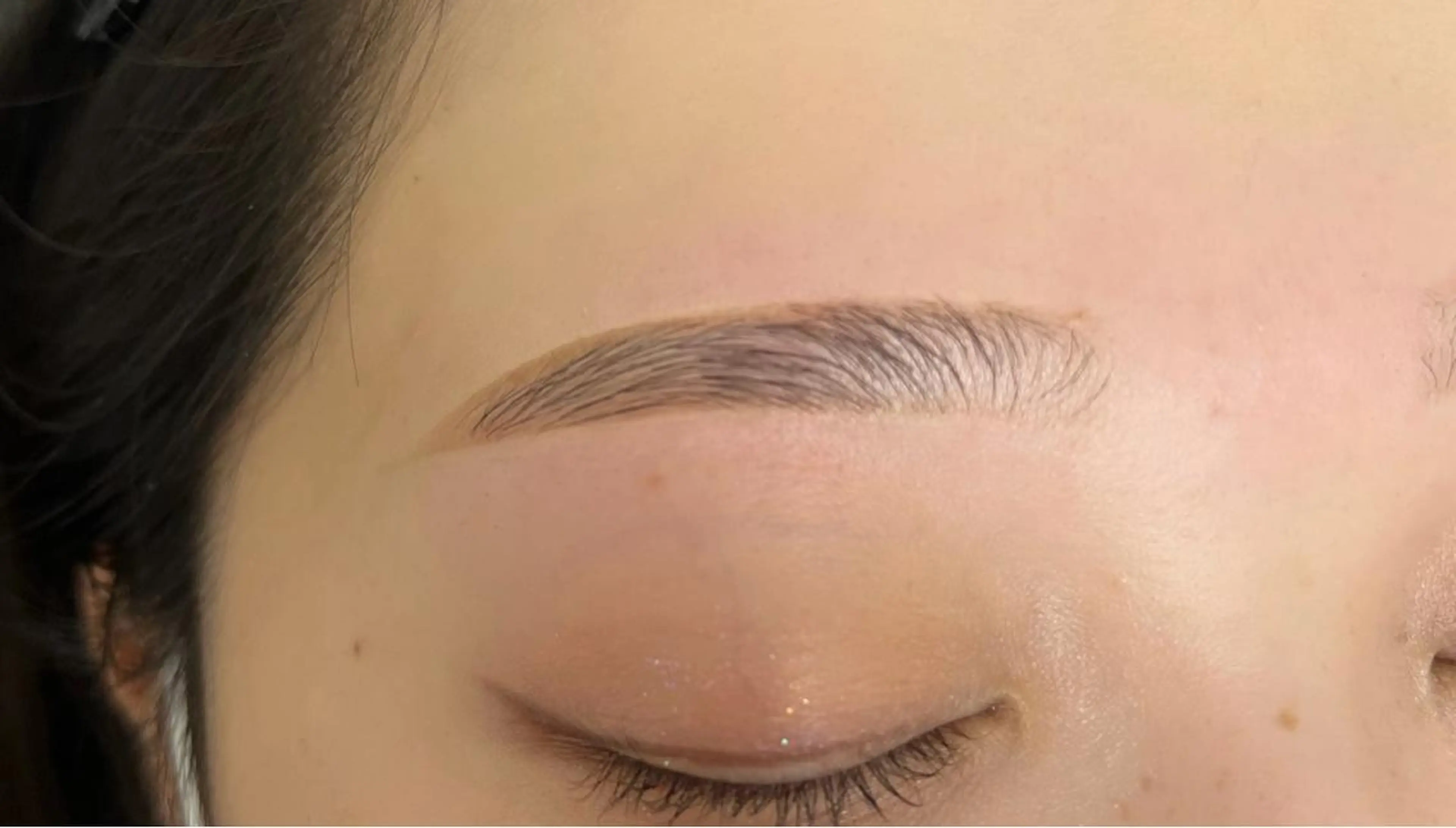 アイブロウ Emiy BeautyLushのマツエク・マツパデザイン