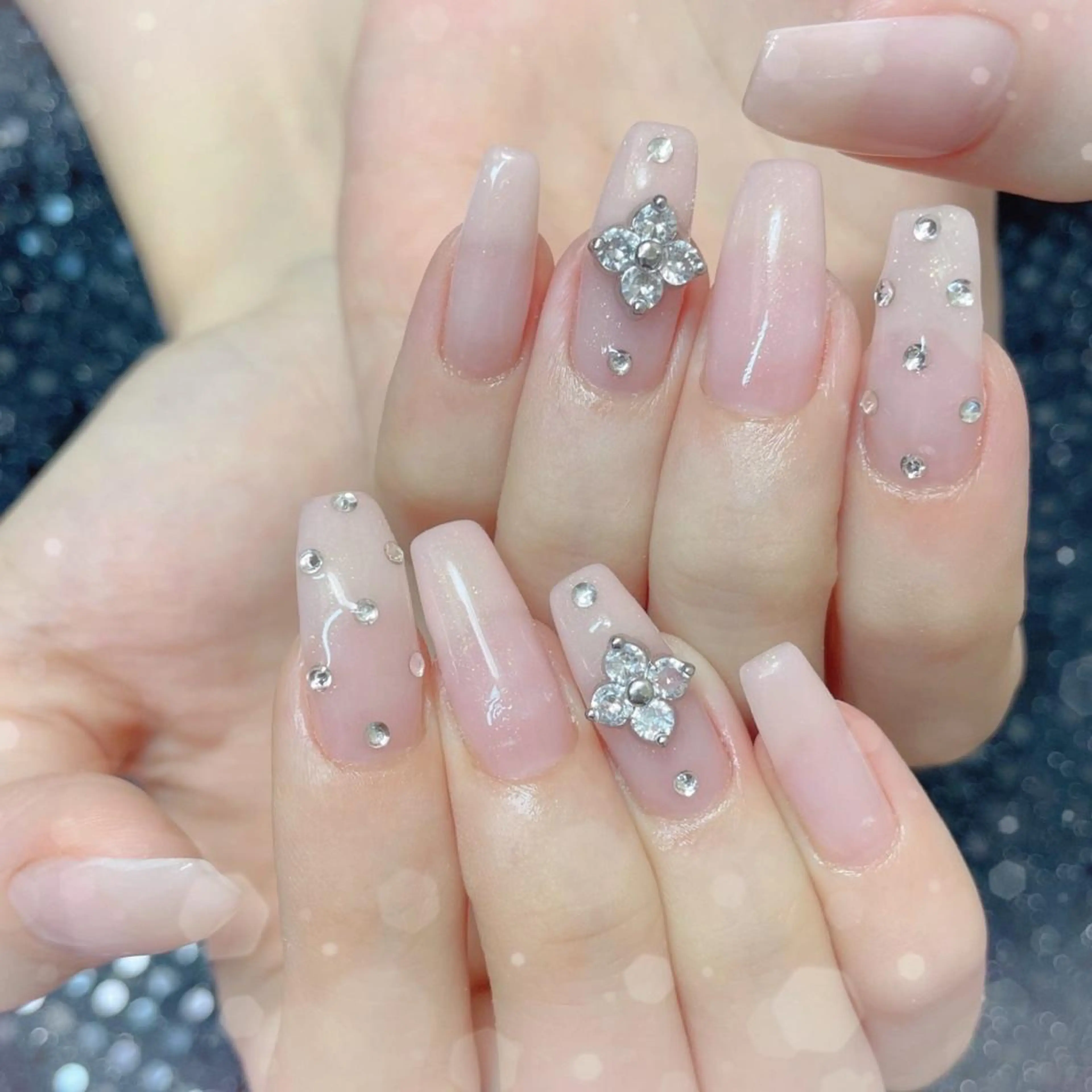 ネイル ハンドネイル ハンドケア MoON...❤︎ MeGuのネイルデザイン