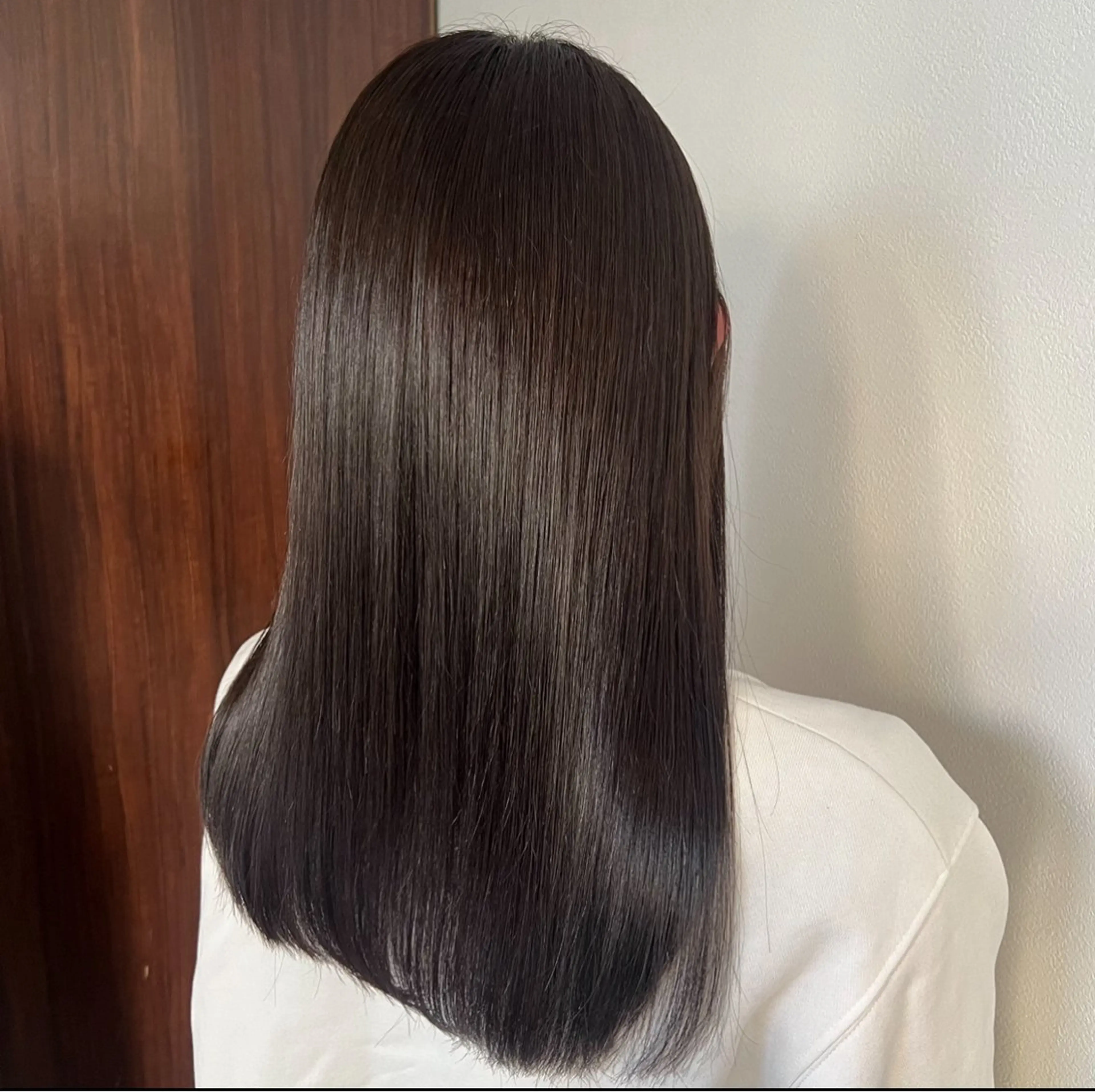 セミロング 冨永 あゆみのマツエク・マツパデザイン