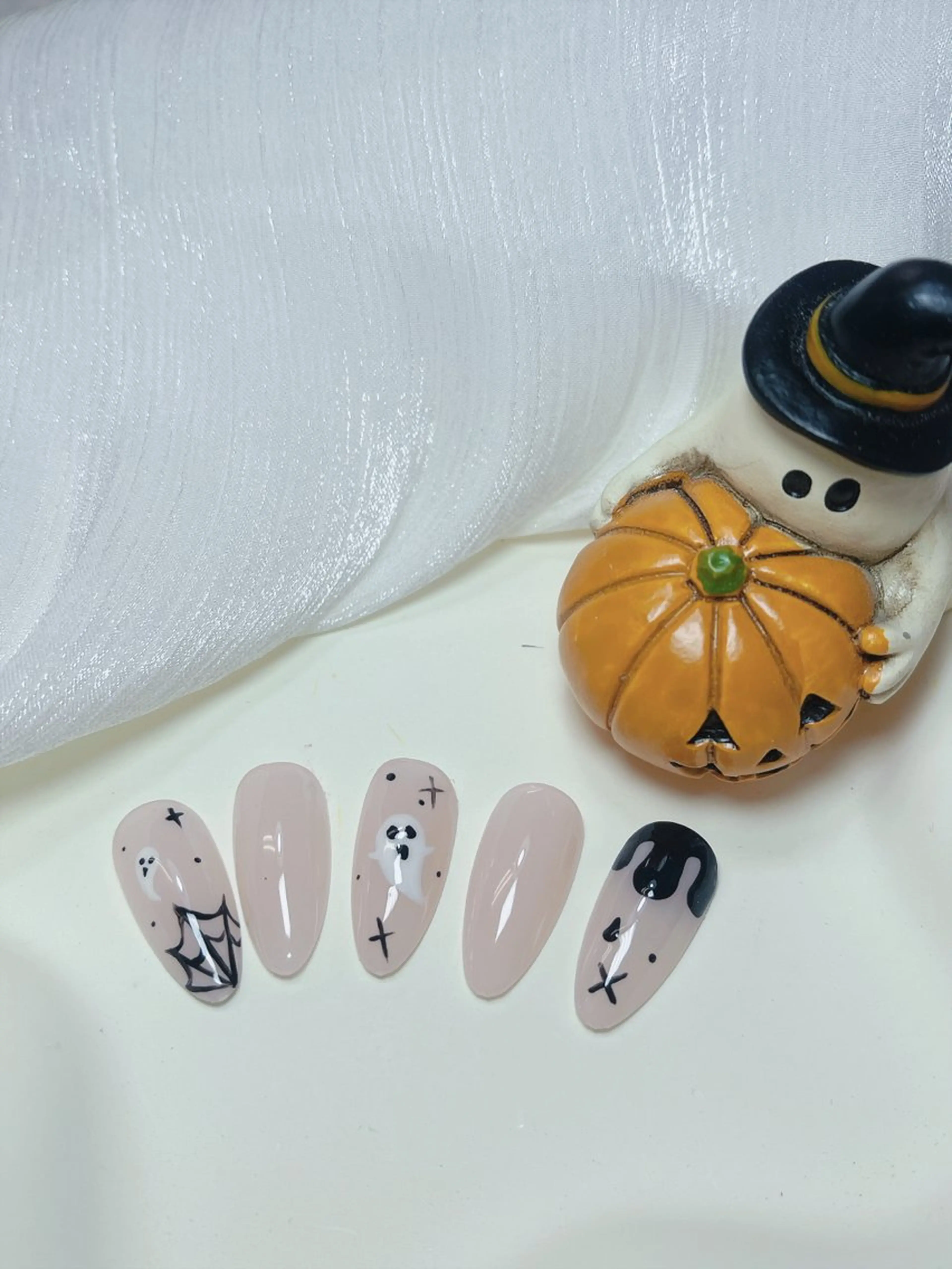 ネイル チークネイル フレンチネイル グラデーション キラキラネイル 韓国ネイル ハンドネイル DUO   MI nail salonのネイルデザイン