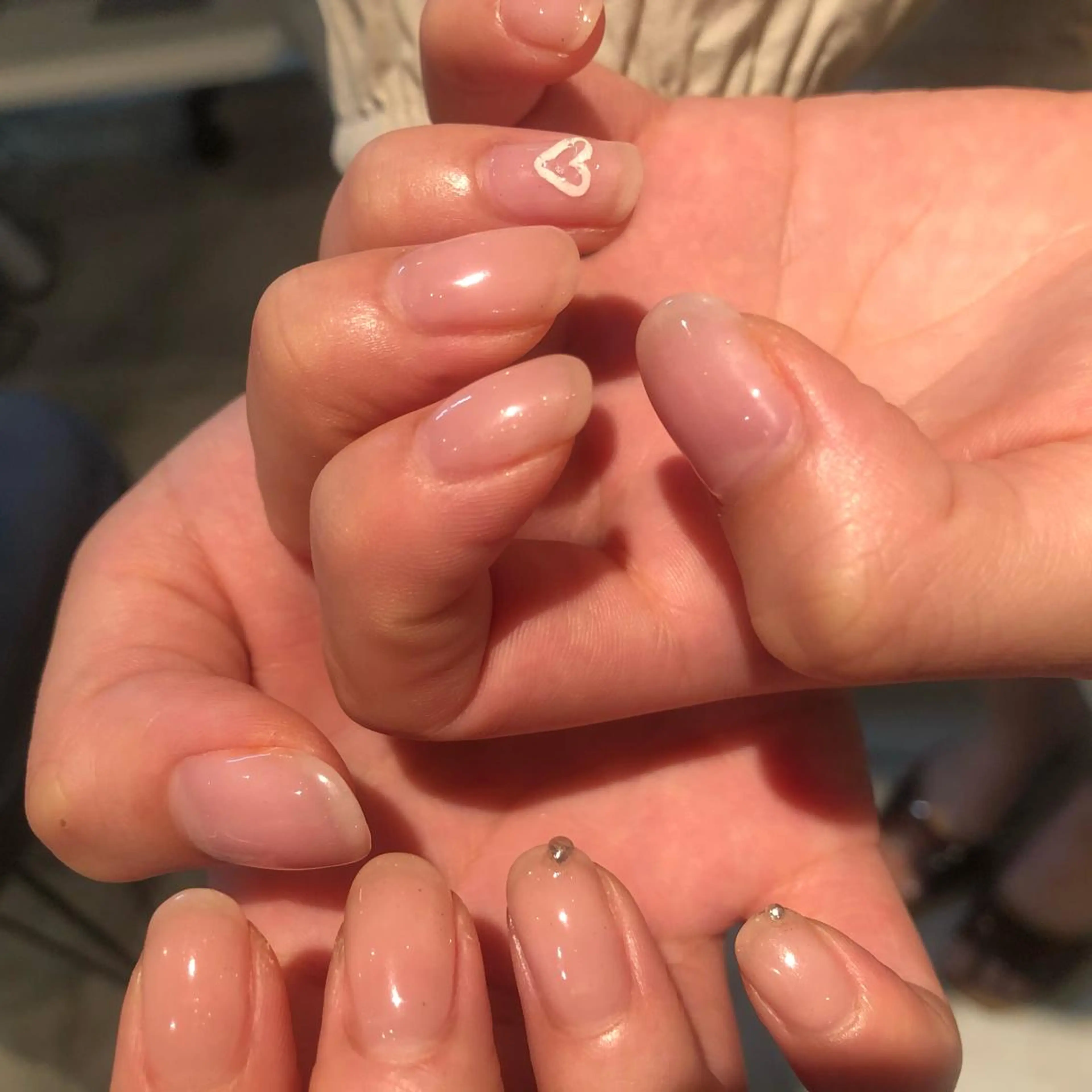 ネイル クリアネイル ハート ハンドネイル mochi. nail🌿のネイルデザイン