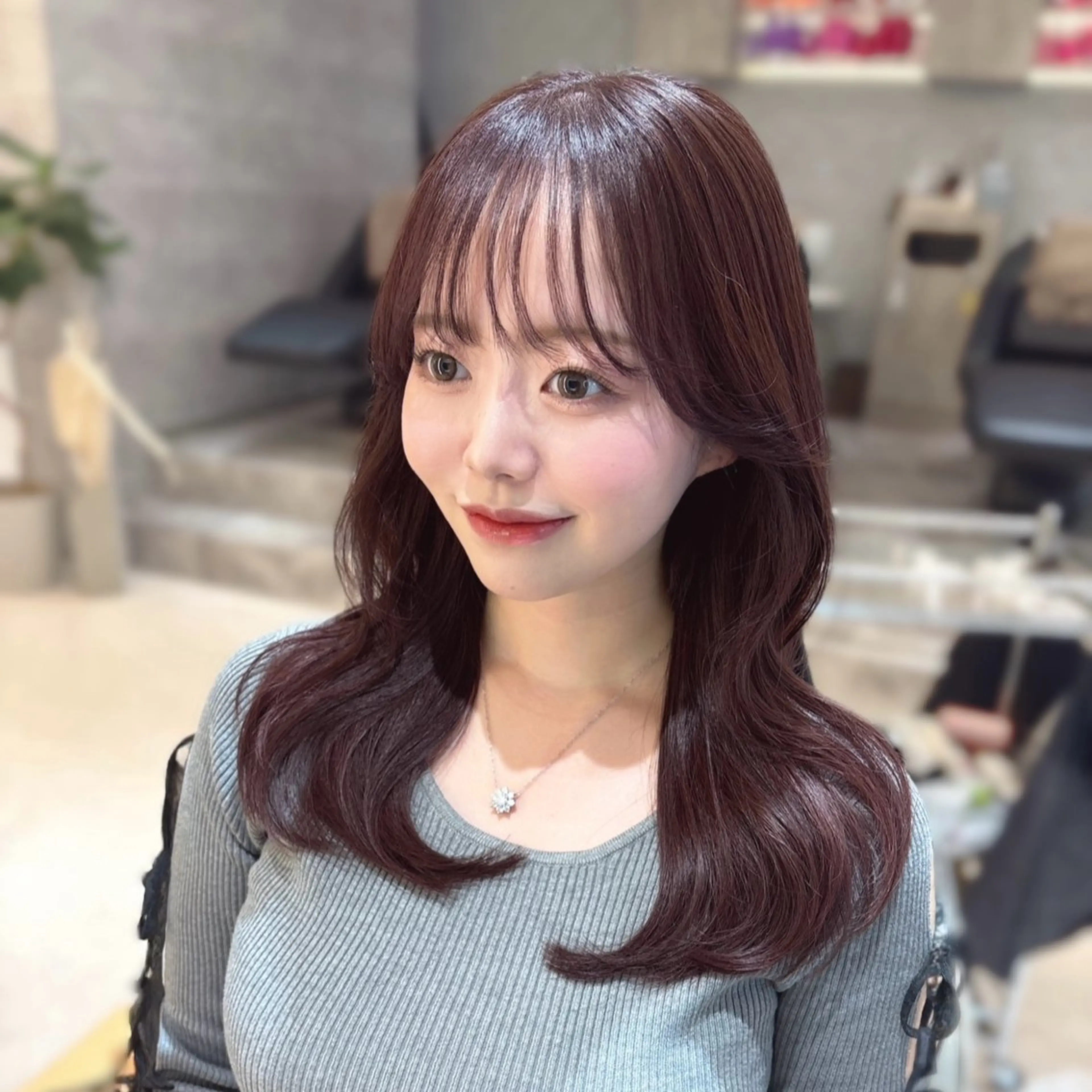 セミロング 韓国風×髪質改善 ゆりのヘアスタイル