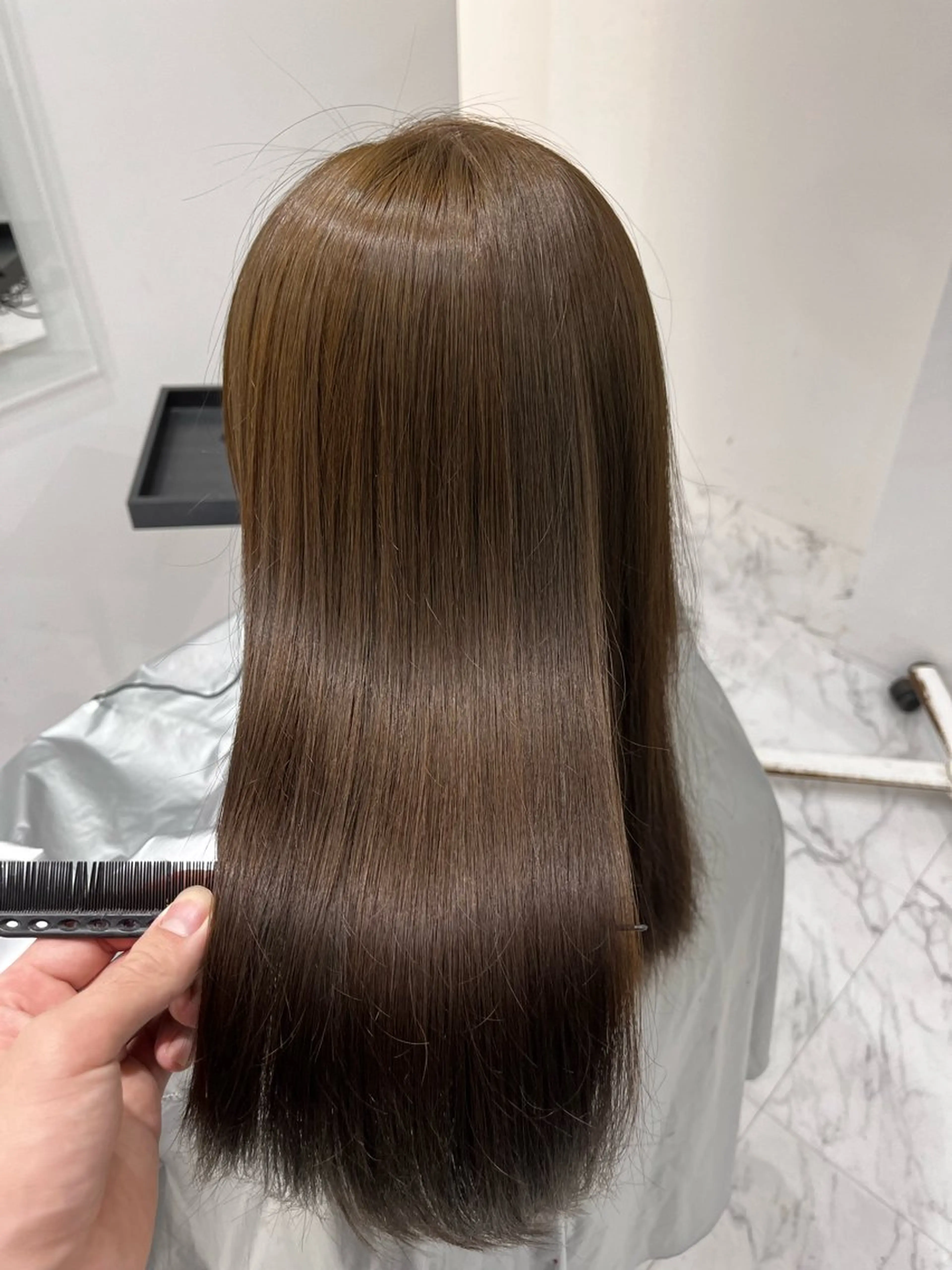 ロング カラー 赤み消し透明感カラー オオヤマのヘアスタイル