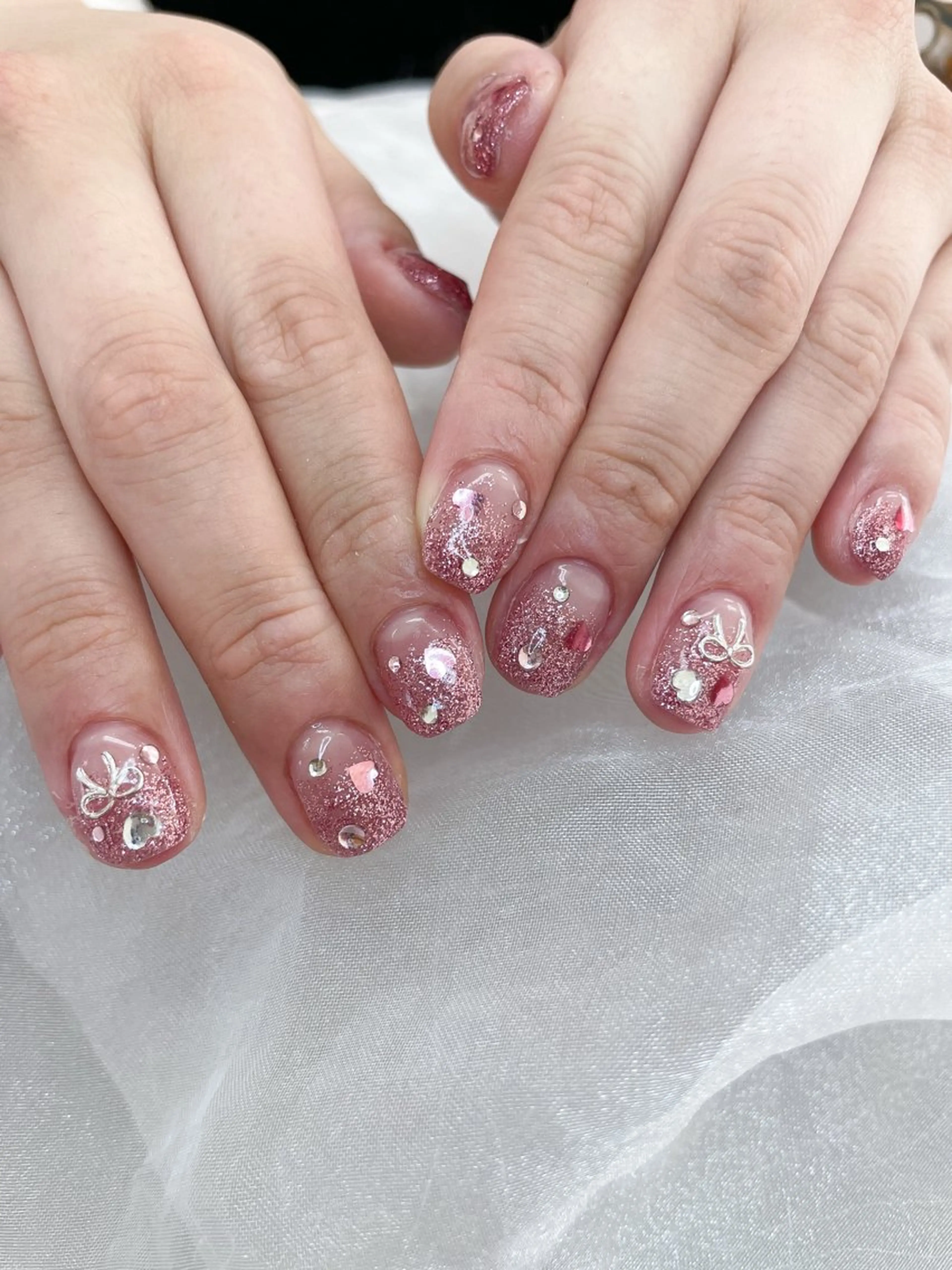 ネイル リボン ハンドネイル 五十嵐 美智のネイルデザイン