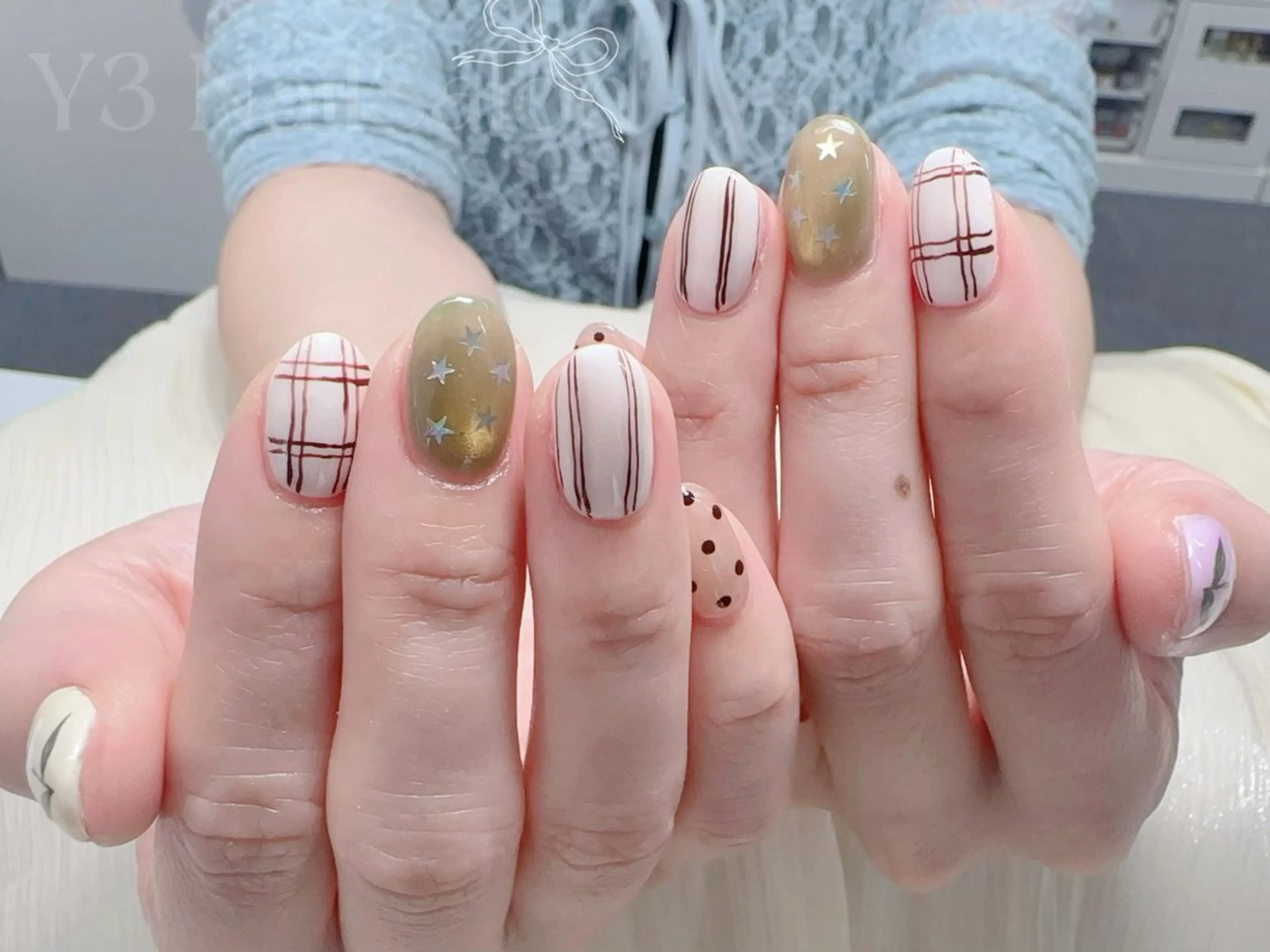 ネイル 韓国ネイル ワンホンネイル ハンドネイル Y3 NailSalonのネイルデザイン