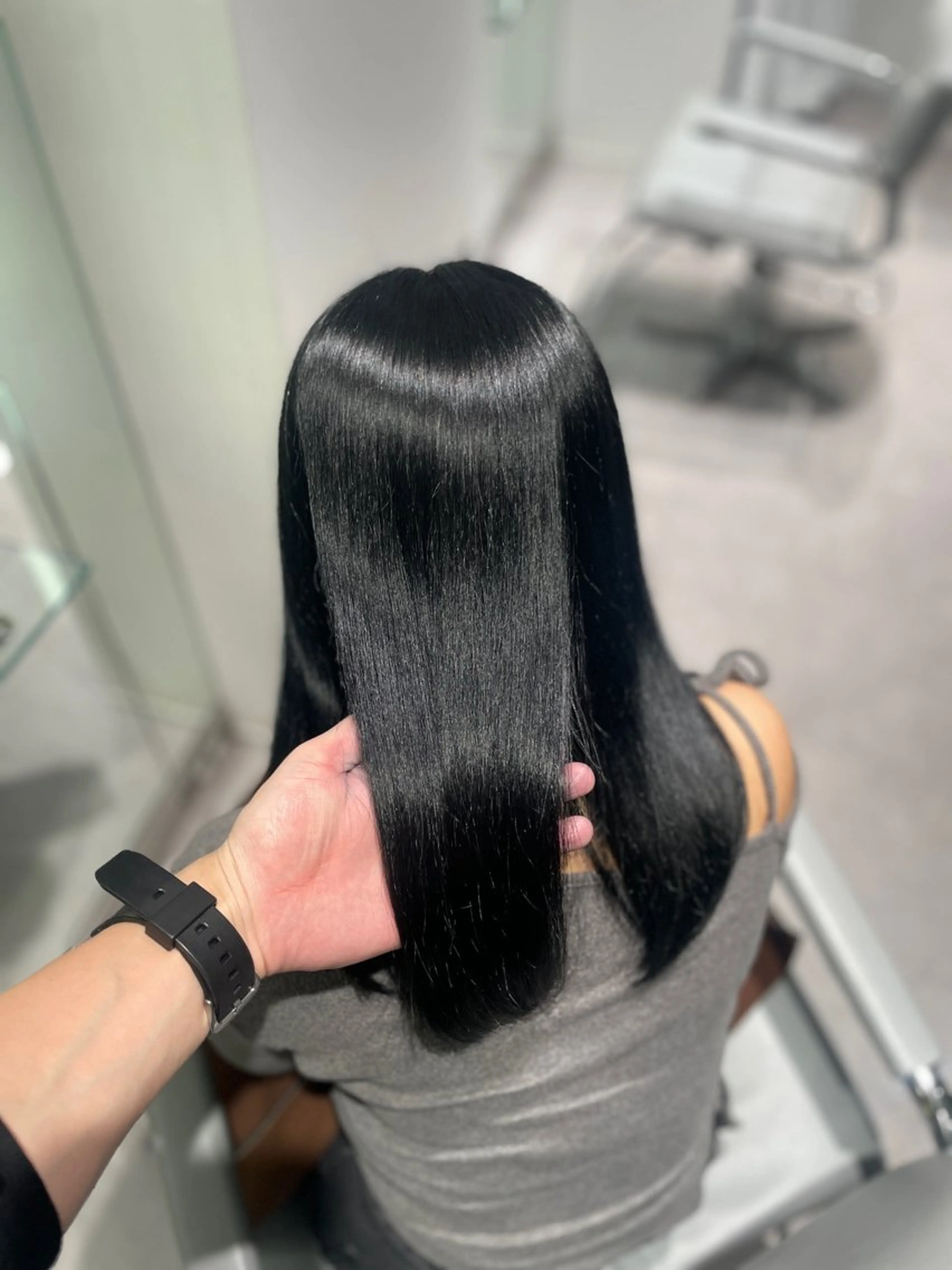 ミディアム 縮毛矯正 unique RINNEのヘアスタイル