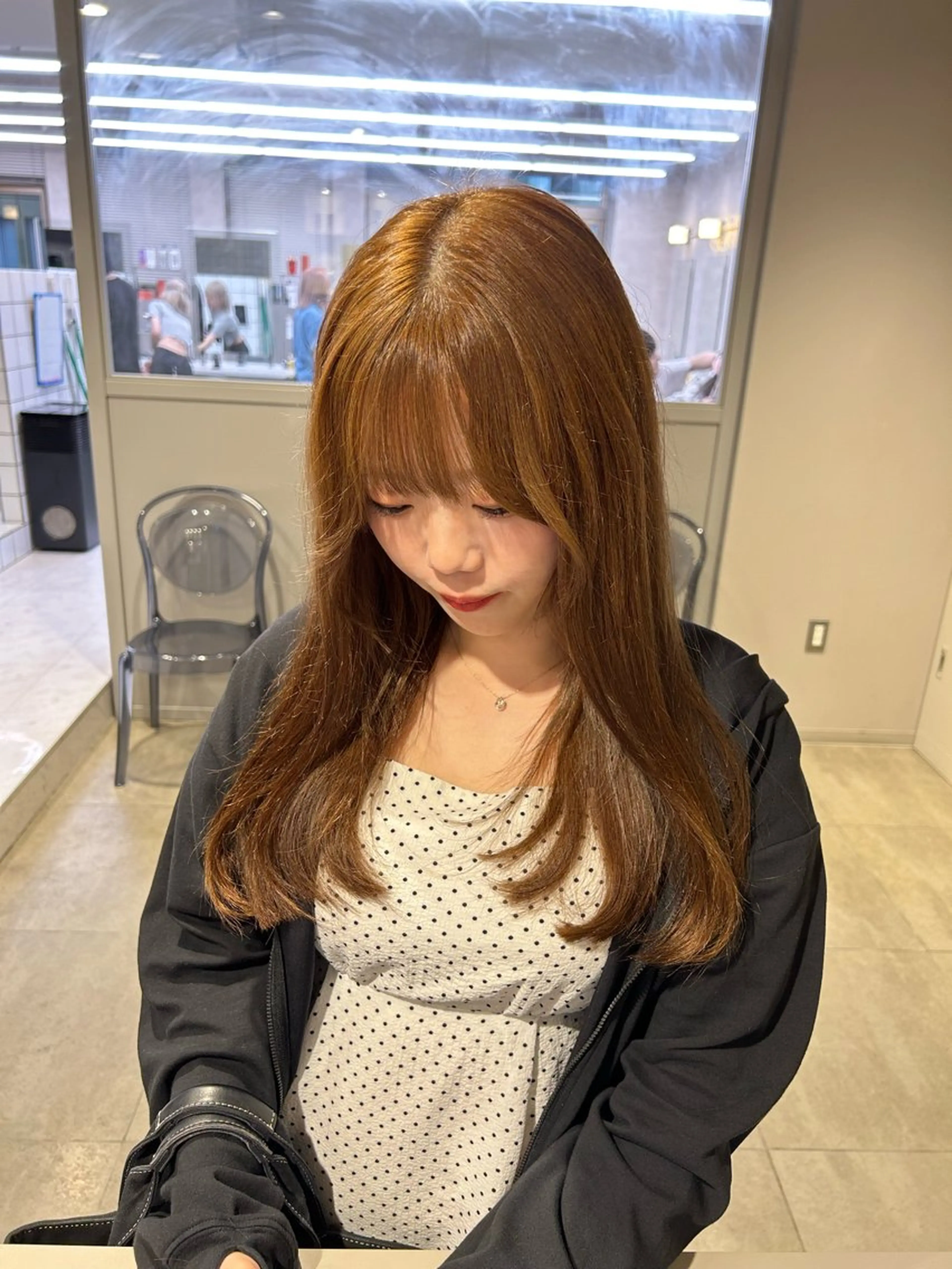 カラー ヘアカラー トリートメント 透明感ベージュ🤎 ナチュラルレイヤーのヘアスタイル