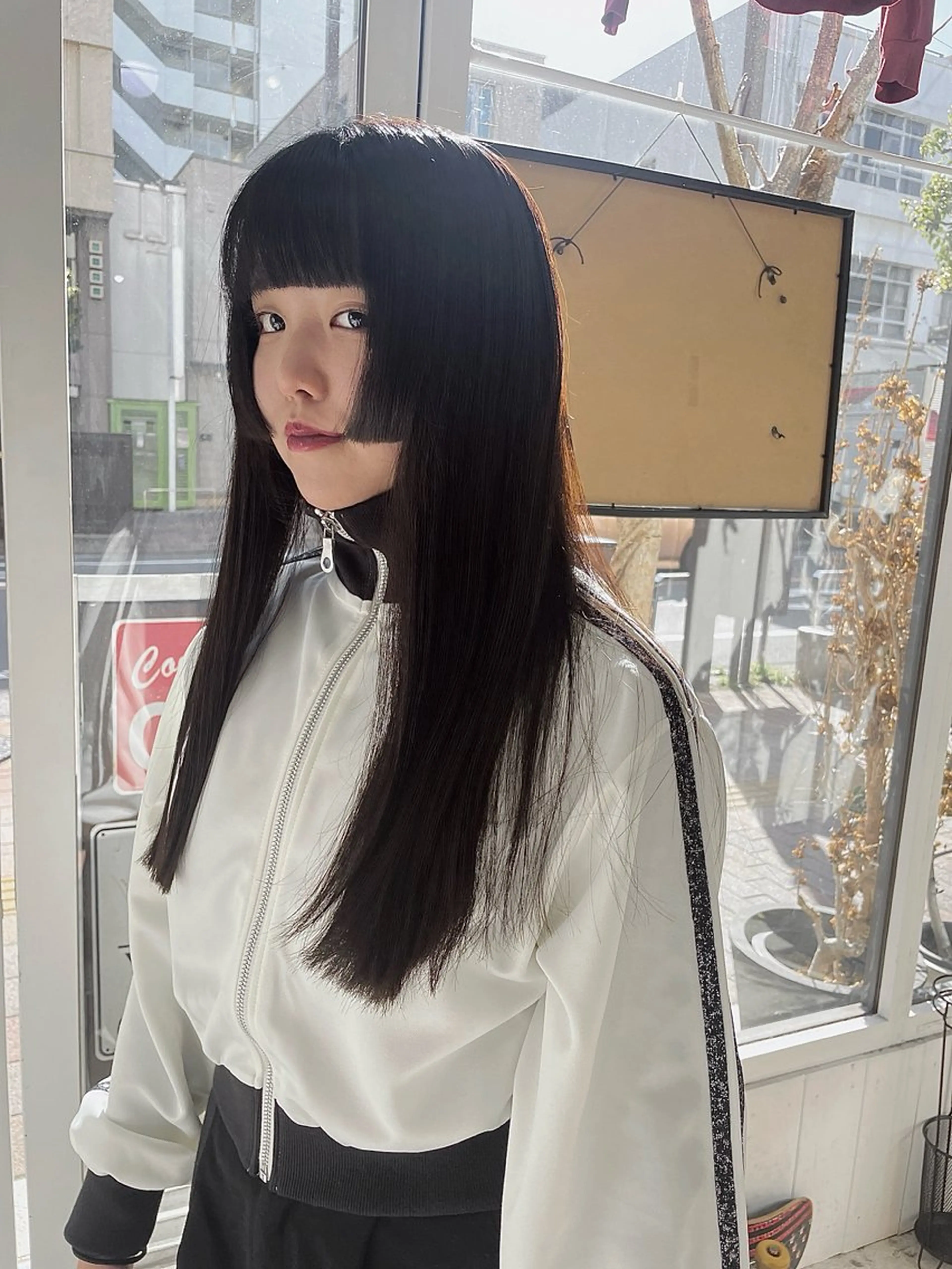 ロング カット Ann./艶髪 /レイヤーカットのヘアスタイル