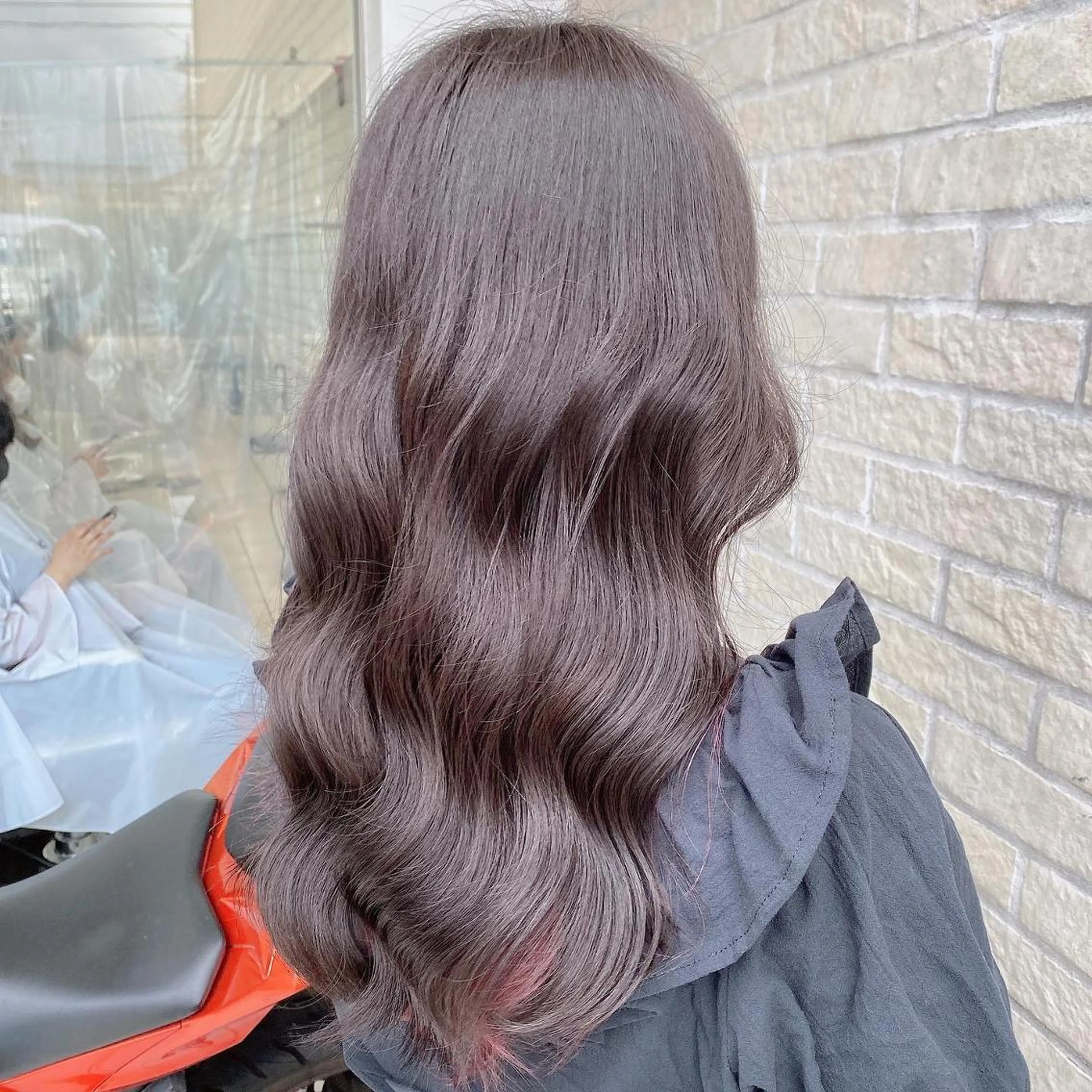 カラー ベージュカラー ブリーチ ブラウンカラー ショコラグレージュ ココアブラウン 艶髪レイヤーの王 また復活の大澤竜馬のヘアスタイル