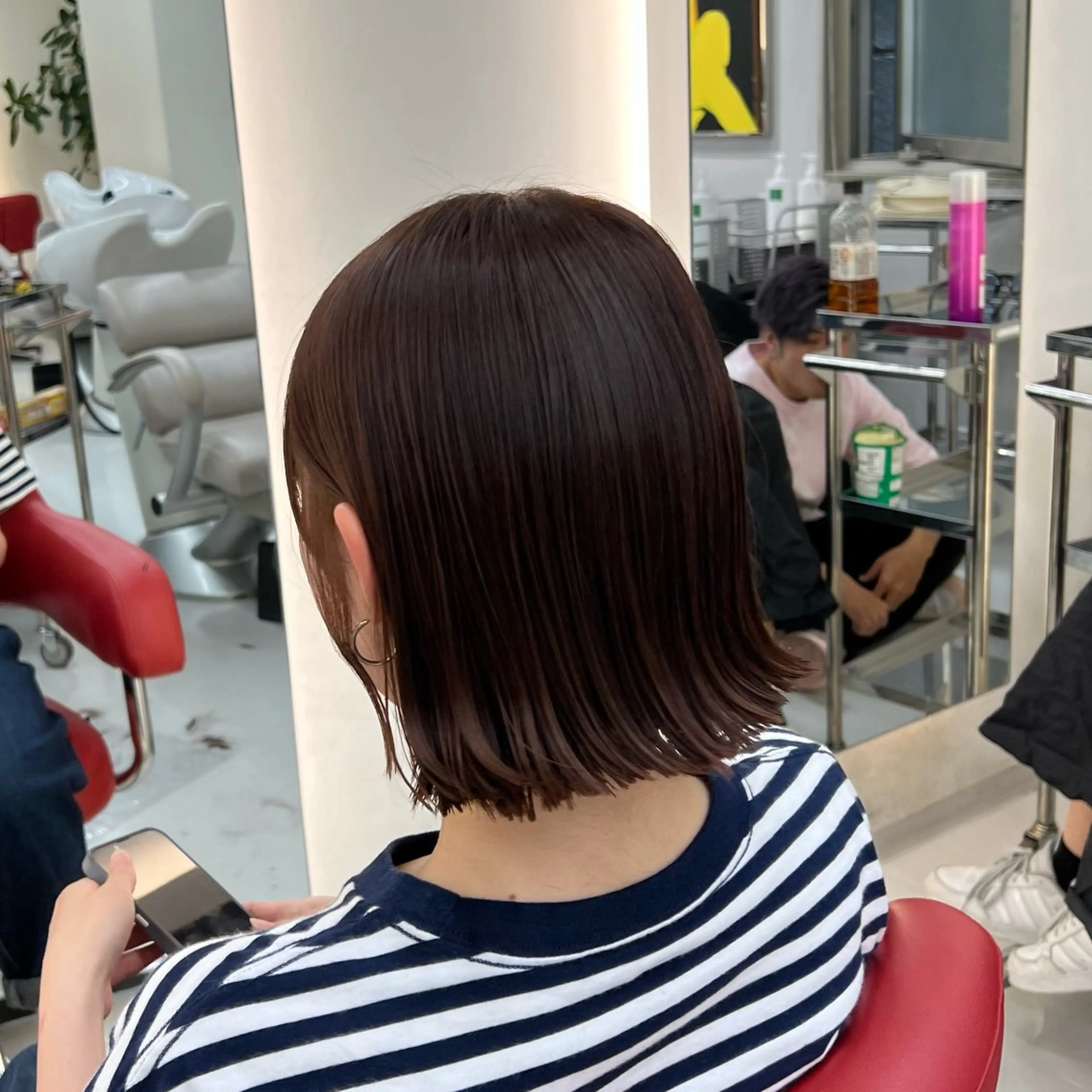 カラー はなえ/ブリーチ/複 雑履歴修正のヘアスタイル