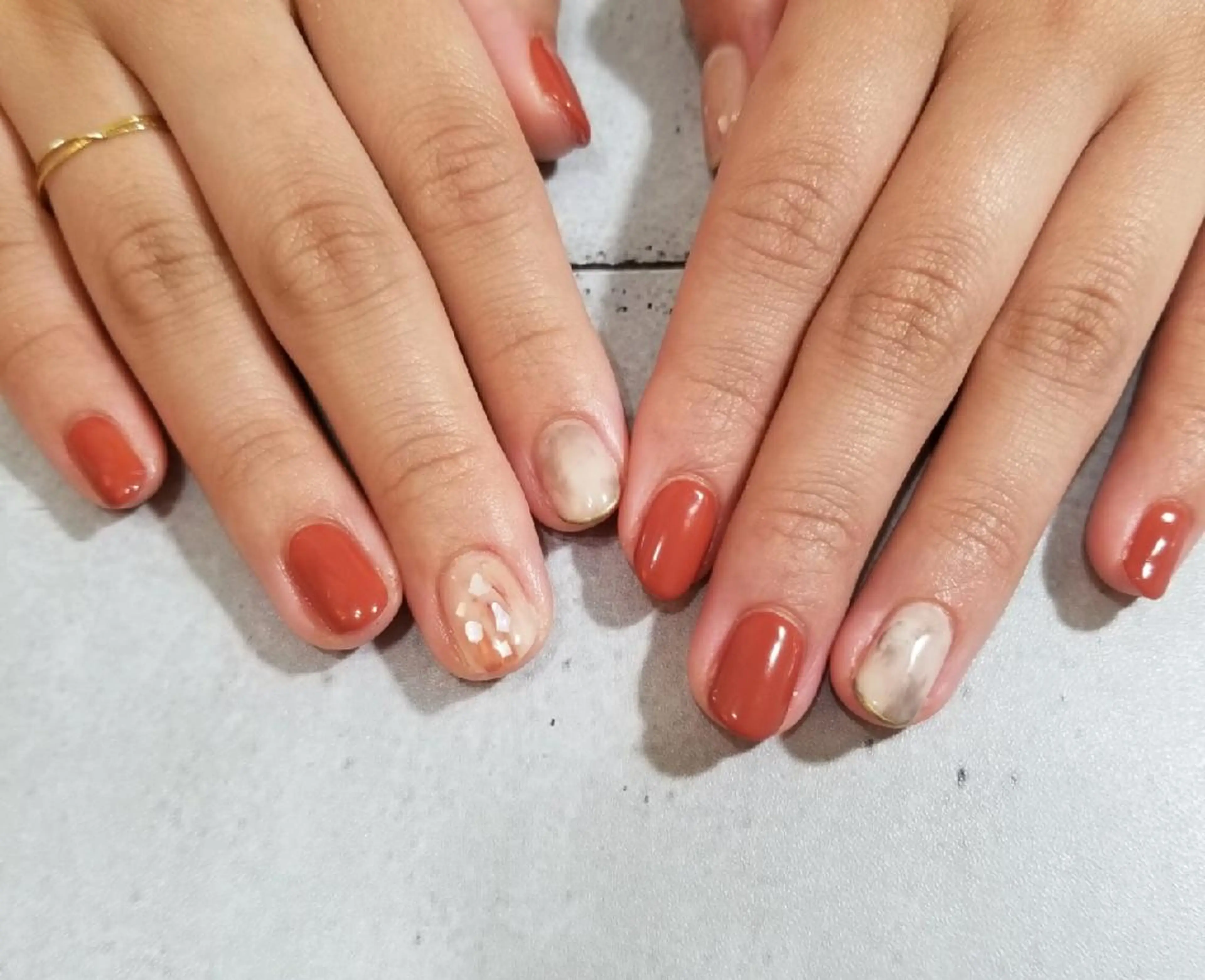 ネイル シンプルネイル nijiiro🌈 サトウのネイルデザイン