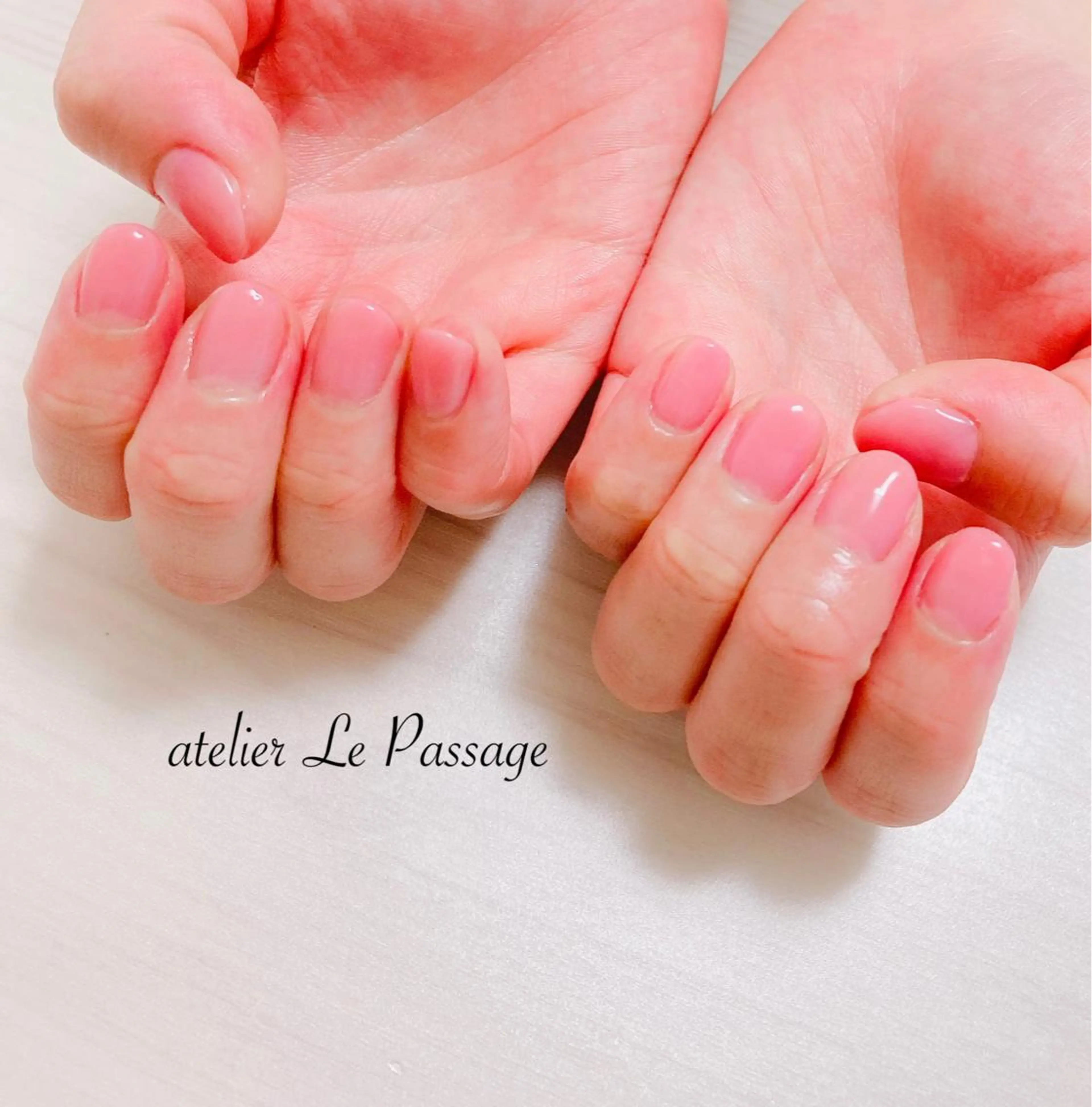 ネイル ジェルネイル キラキラネイル ニュアンスネイル オフィスネイル ワンカラーネイル Atelier Le Passage所属・h nakatsukaのネイルデザイン