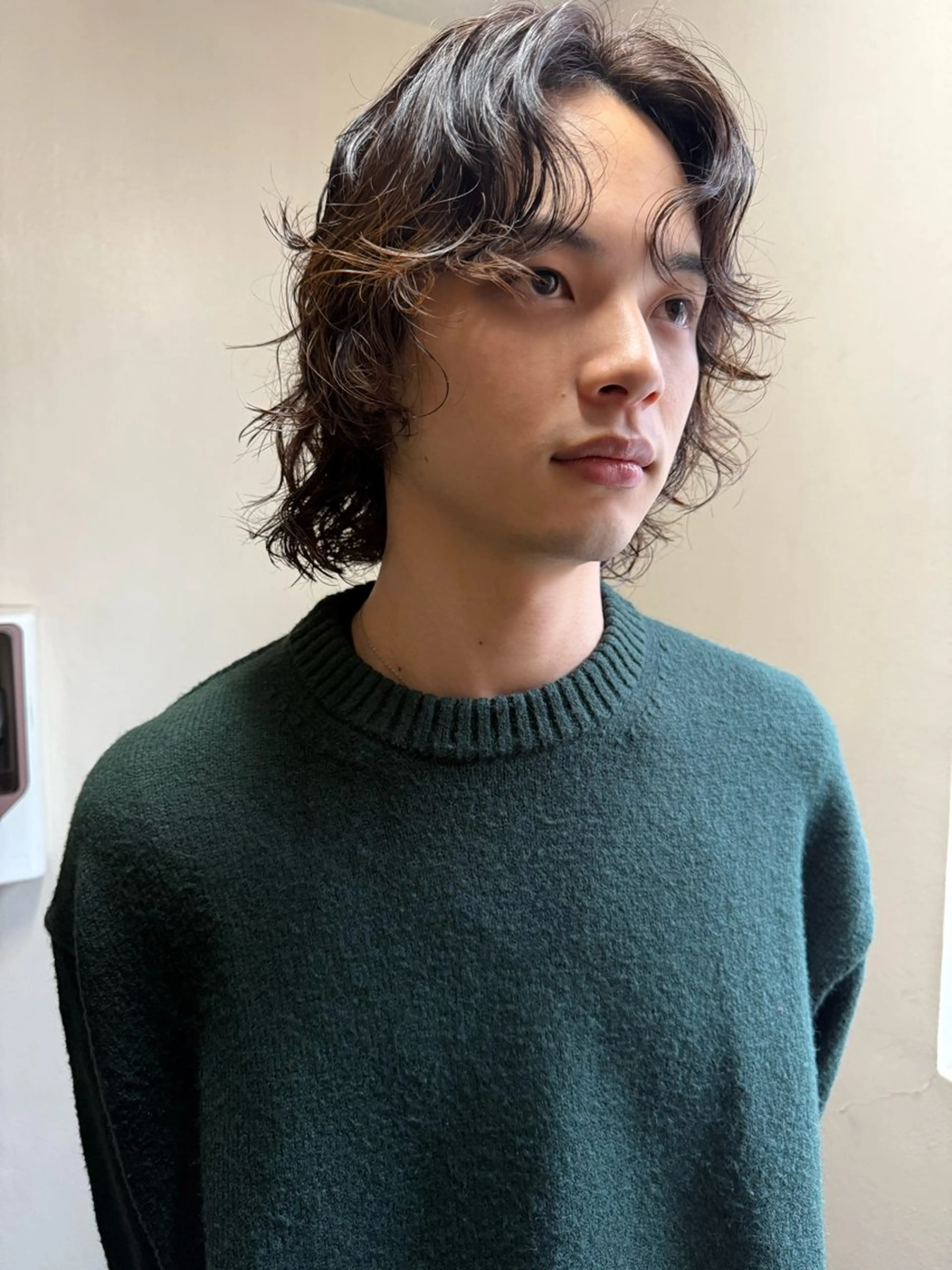 ミディアム パーマ メンズ ミディアムパーマ メンズパーマ ボブ レイヤーカット カット パーマ トリートメント 森貴裕/ベージュ/ パーマ/オリーブのヘアスタイル