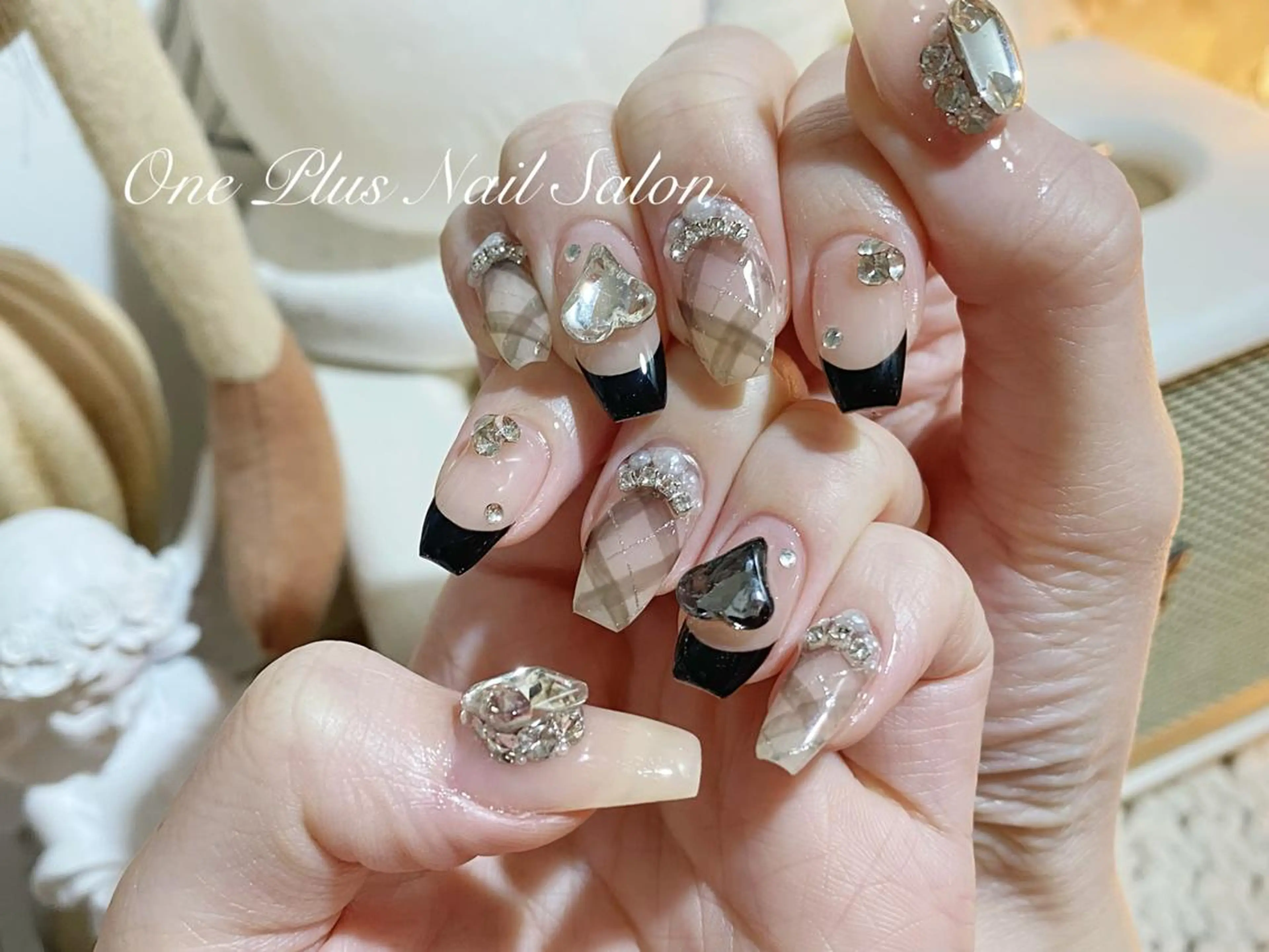 ネイル One Plus Nail Salonのネイルデザイン