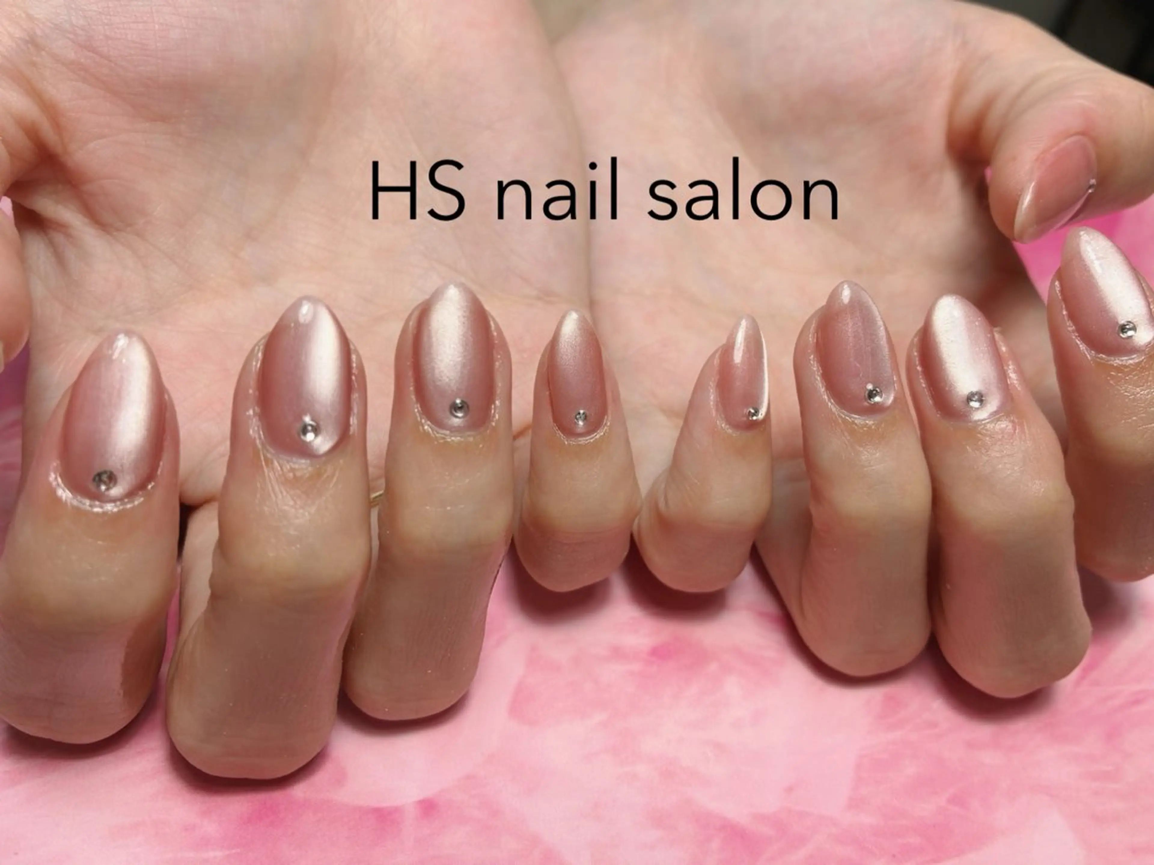ミディアム ハンドネイル hs nail salonのネイルデザイン
