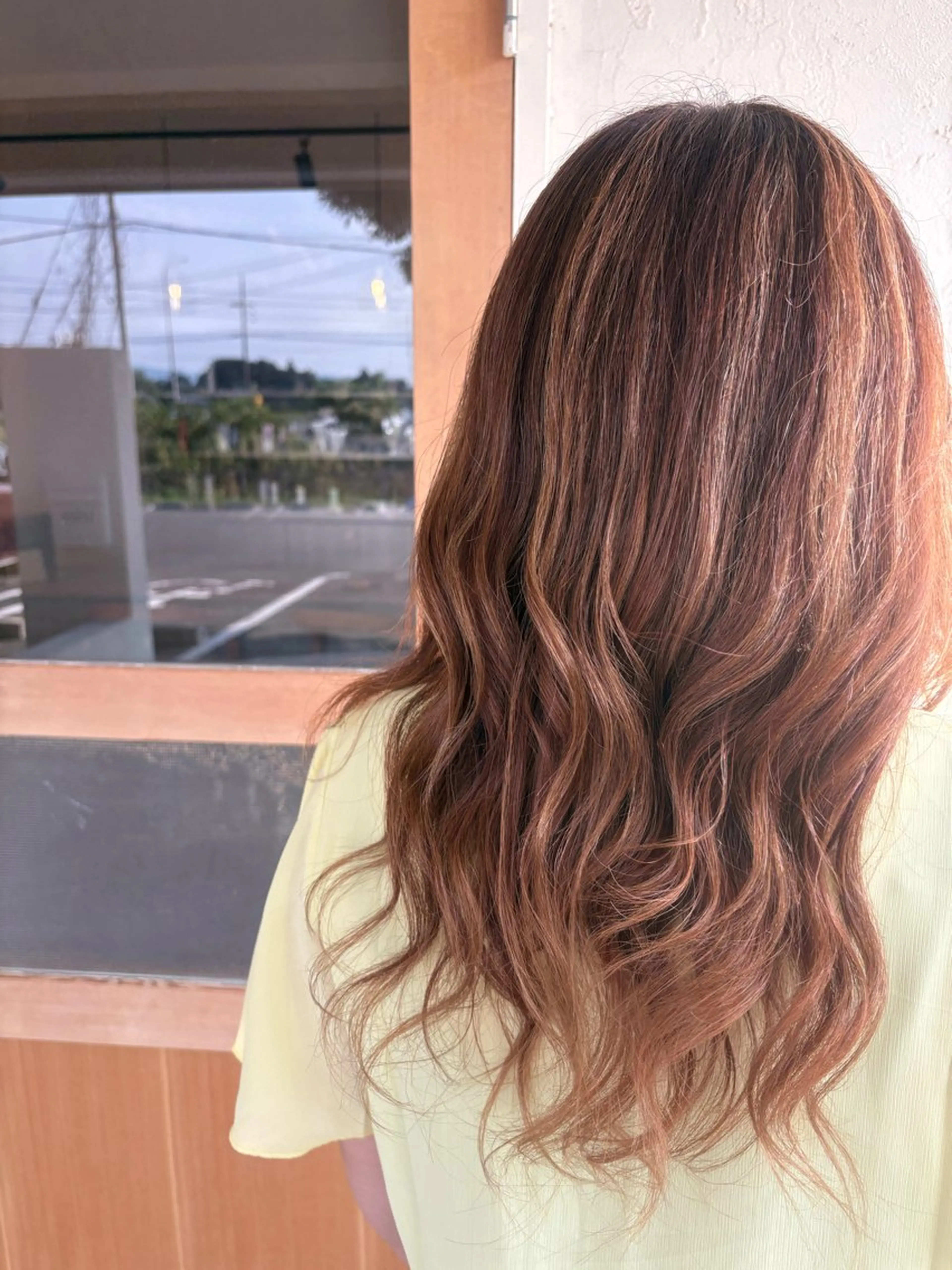 カラー ルプラボウ すぎやまみほのヘアスタイル