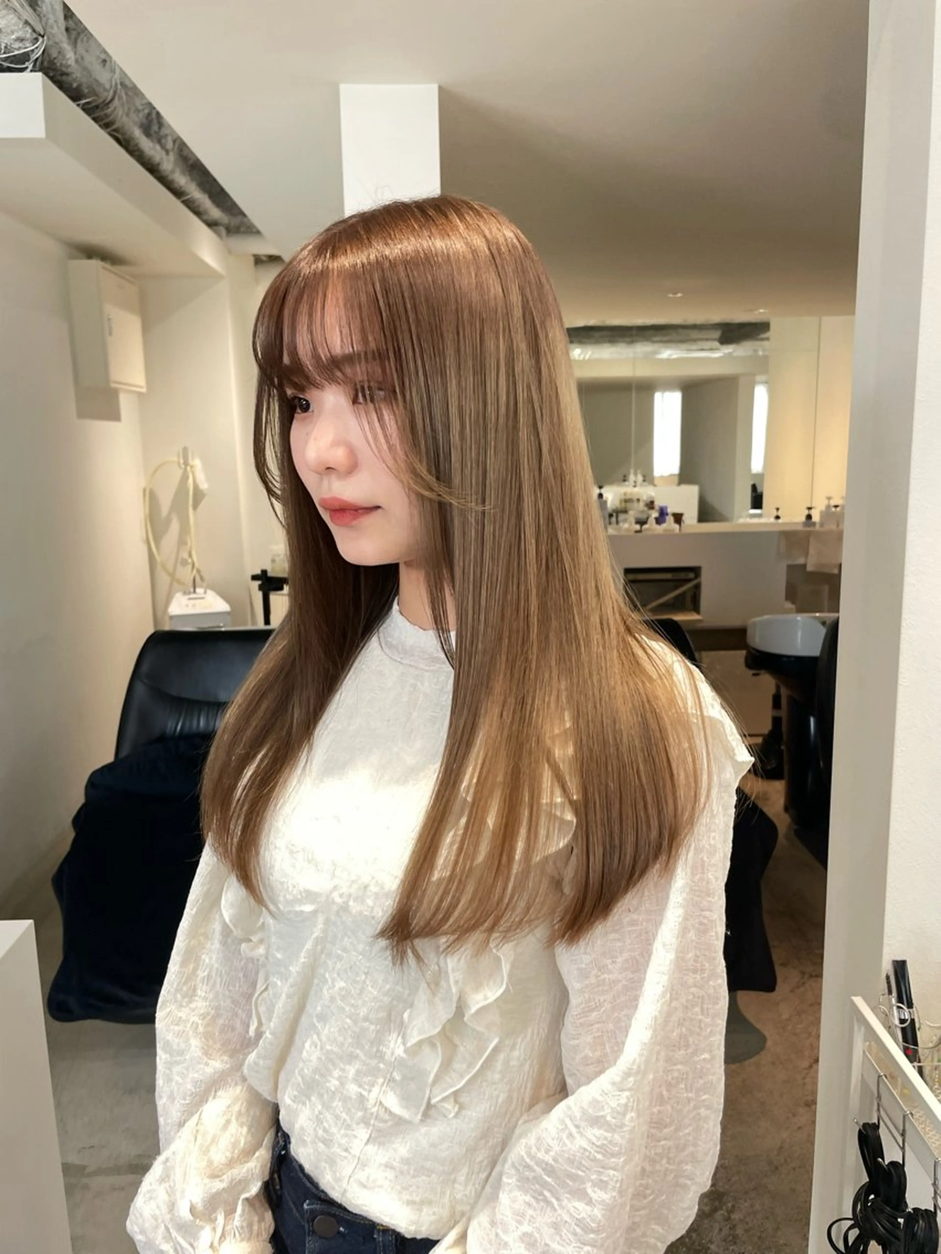 ロング カラー ヘアカラー ミルクティーベージュ /sara💛のヘアスタイル