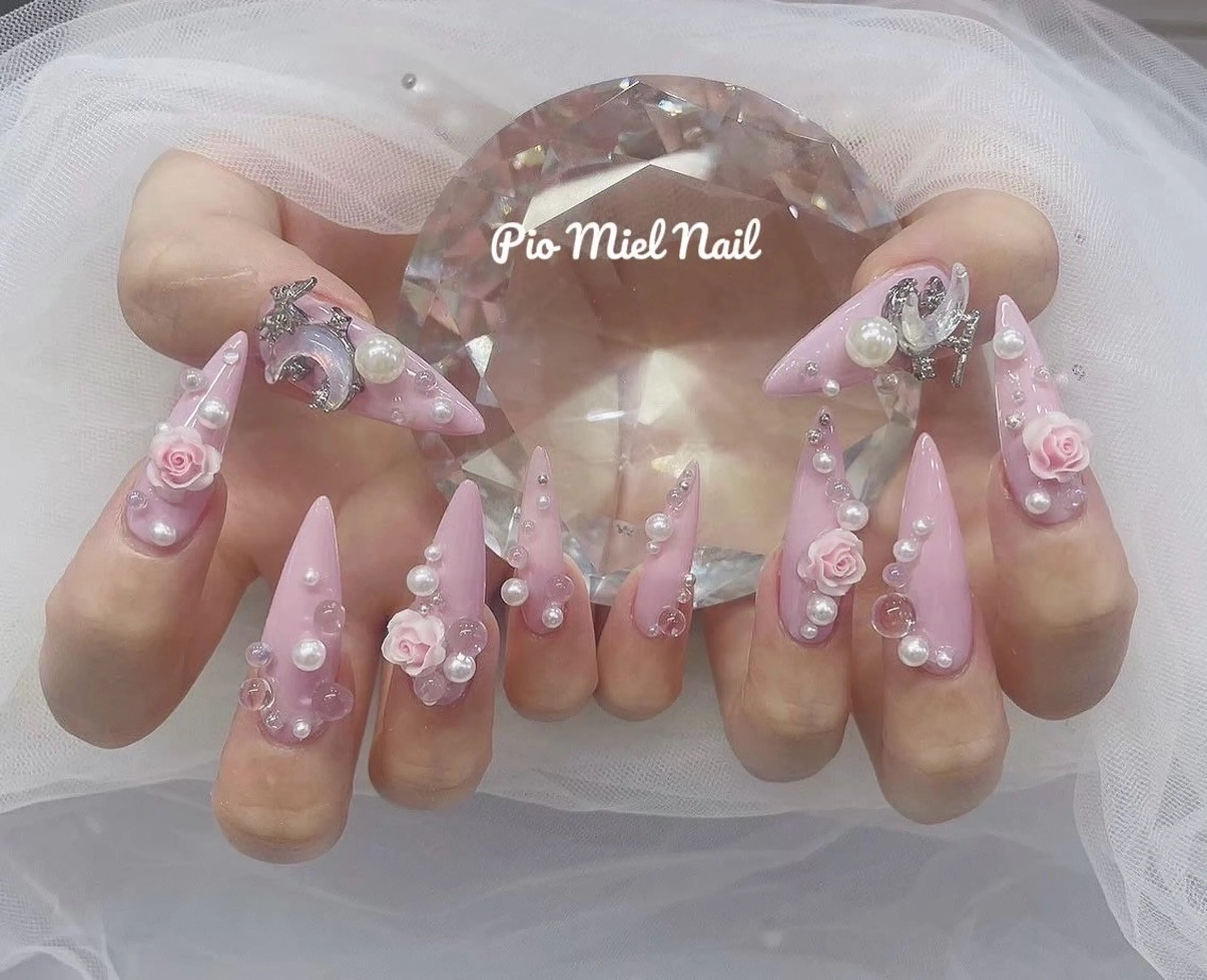 ネイル Pio Mielのネイルデザイン