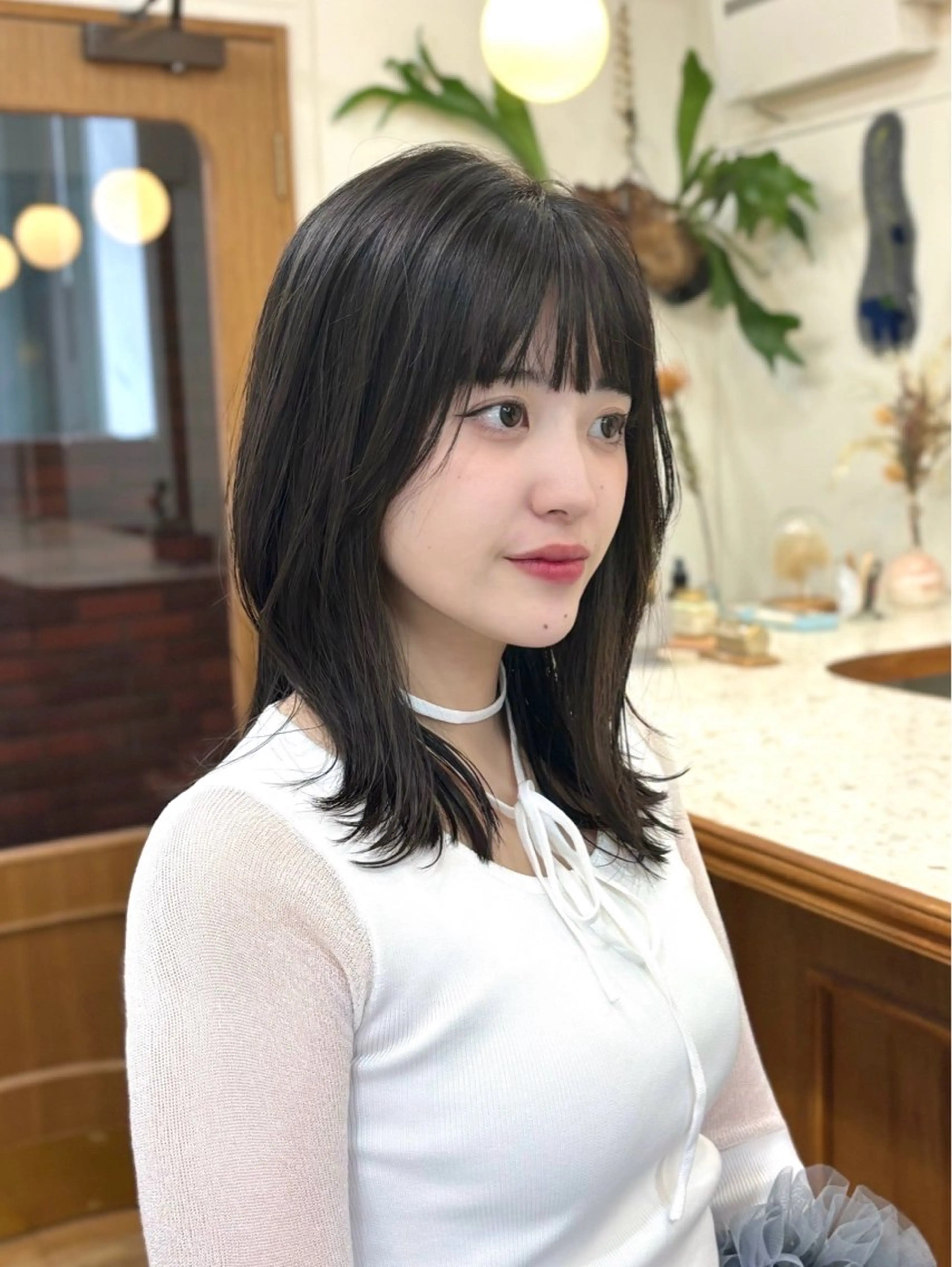 ミディアム カラー くびれヘア 小顔カット ayano🫧 《CIEN》のヘアスタイル