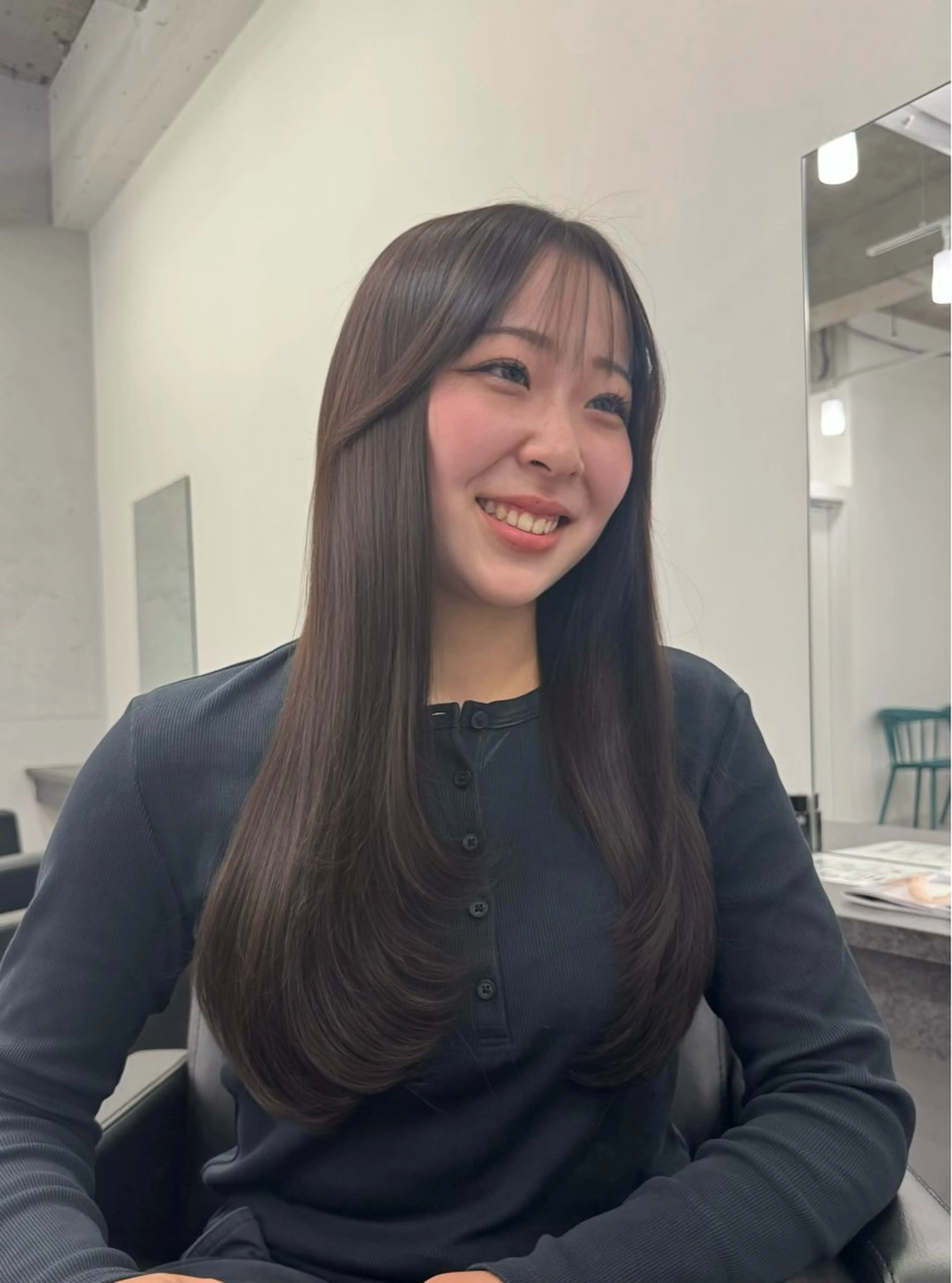 ロング レイヤーカット 縮毛矯正 縮毛矯正 トリートメント レイヤー・ブリーチ kiyotoshiのヘアスタイル