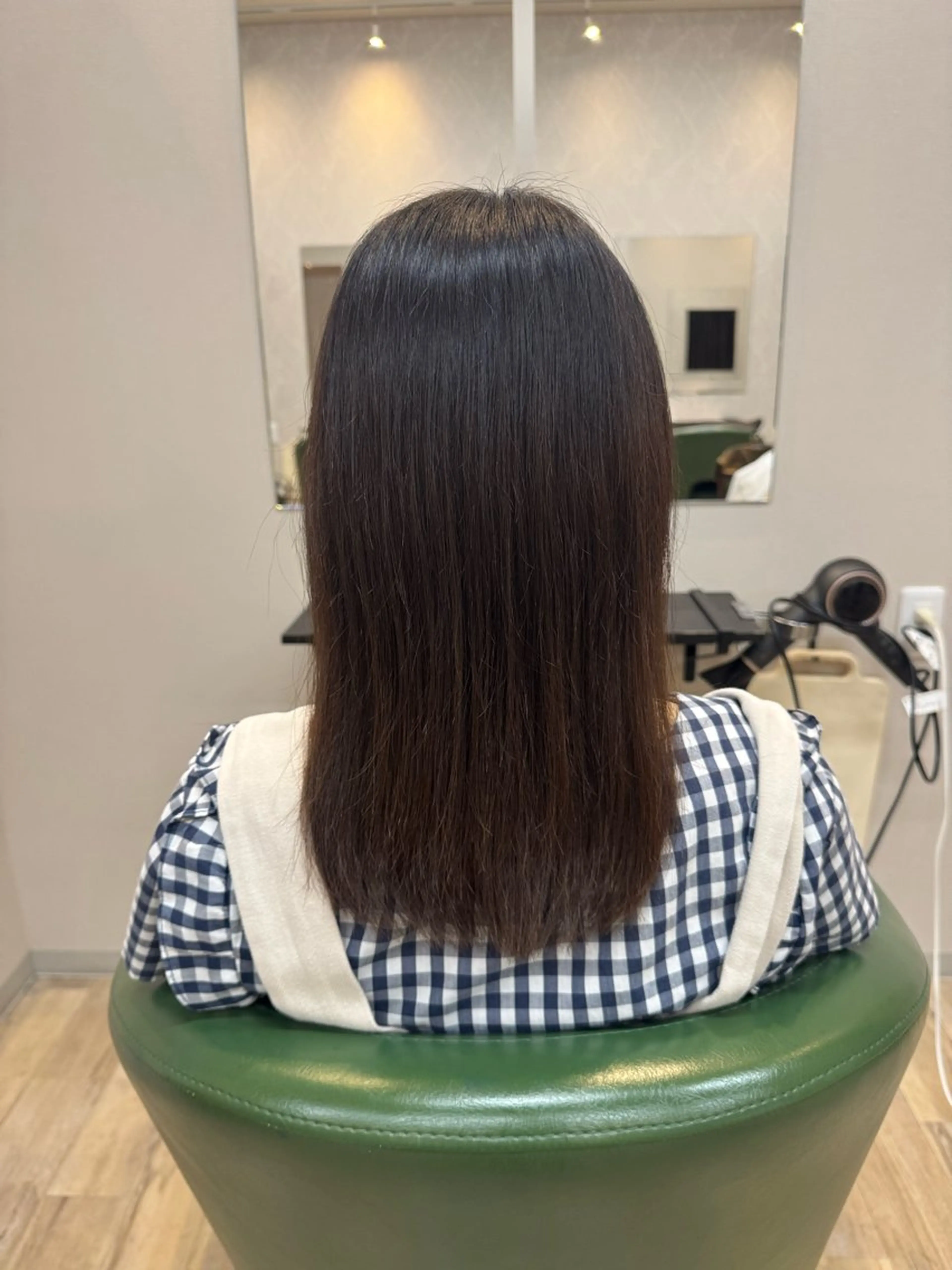セミロング 植松 小乃佳のヘアスタイル