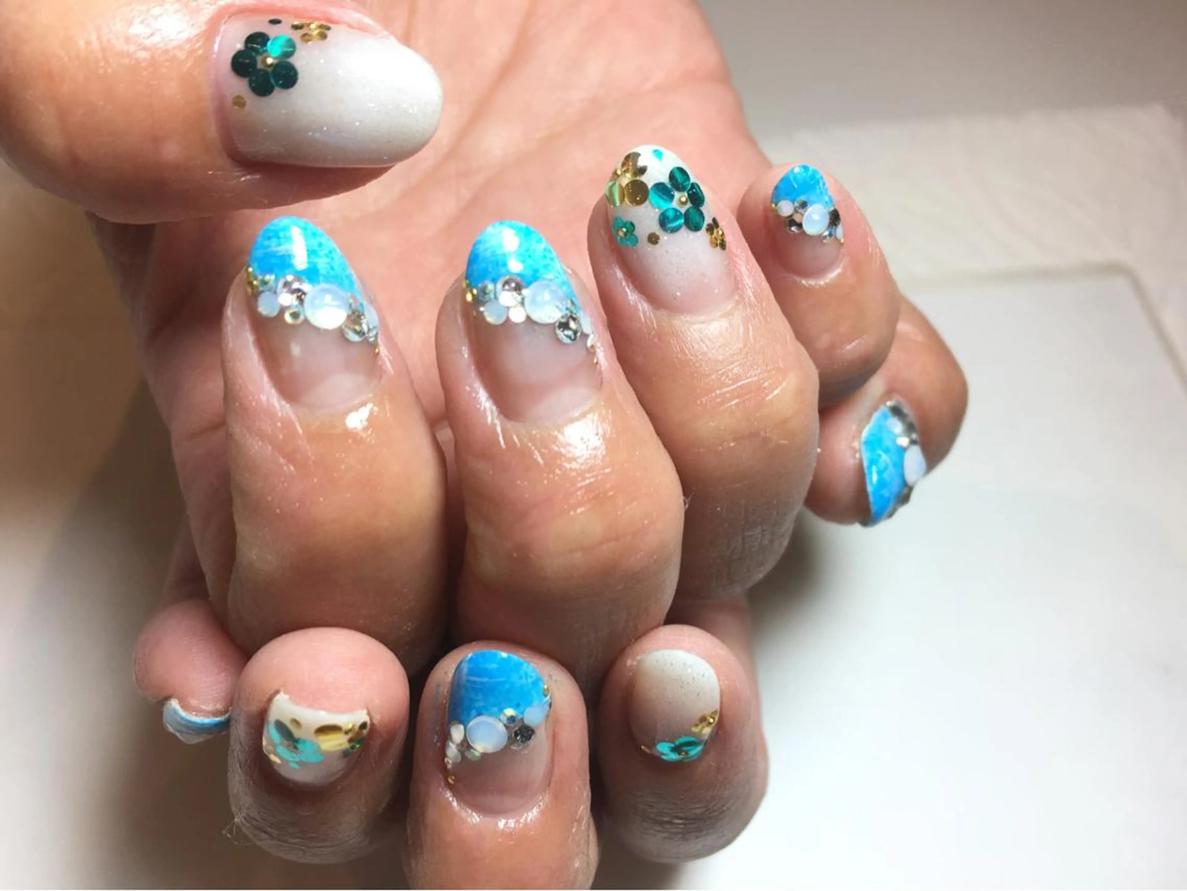 ネイル Li'leaNail AINAのネイルデザイン