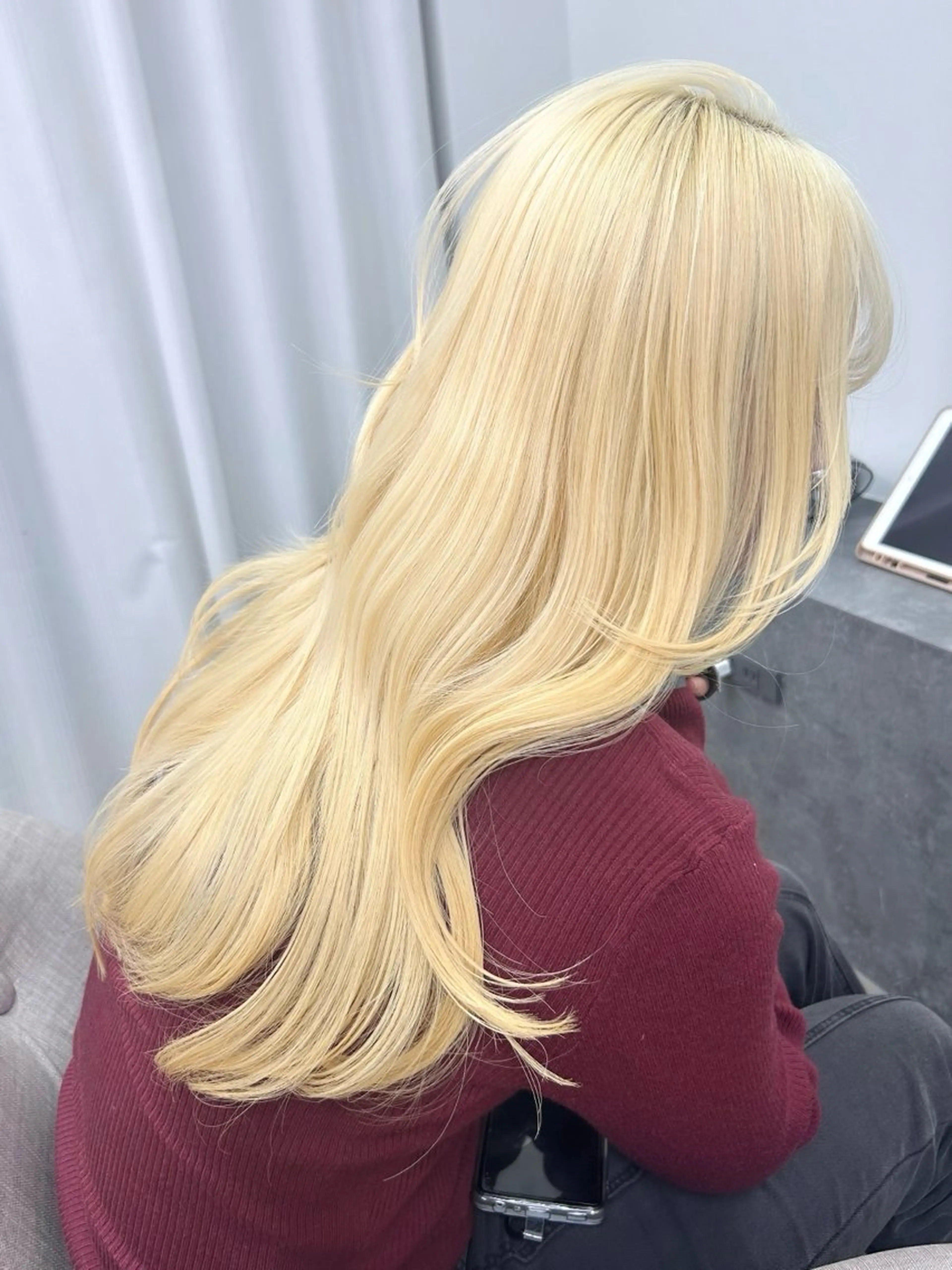 ロング カラー ヘアカラー トリートメント MARQUEE所属・Ayame / ハイトーンカラーのヘアスタイル