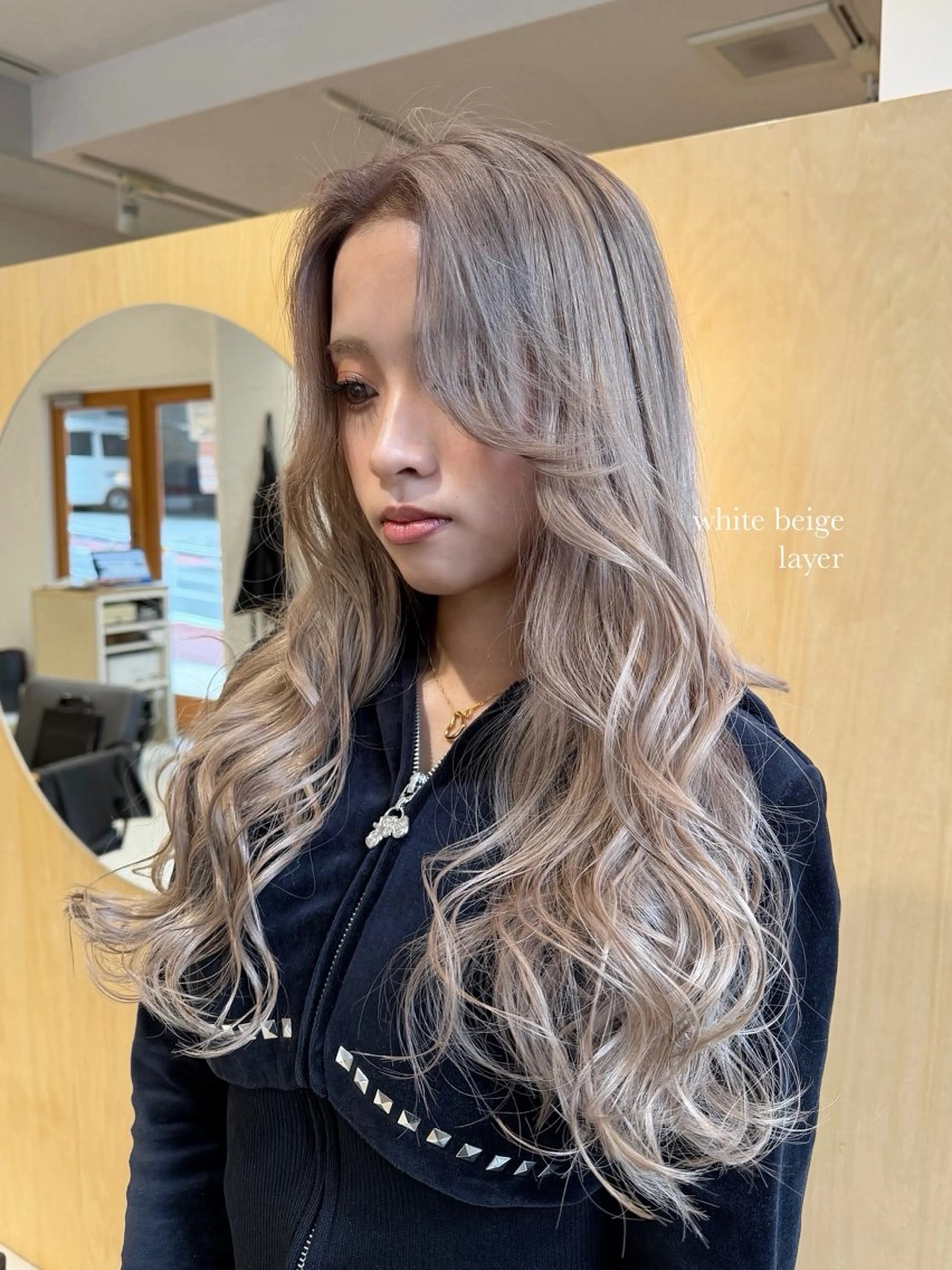 ロング カラー ヘアカラー トリートメント 🌈艶ハイトーン🌈 心を込めます🤝涼介のヘアスタイル