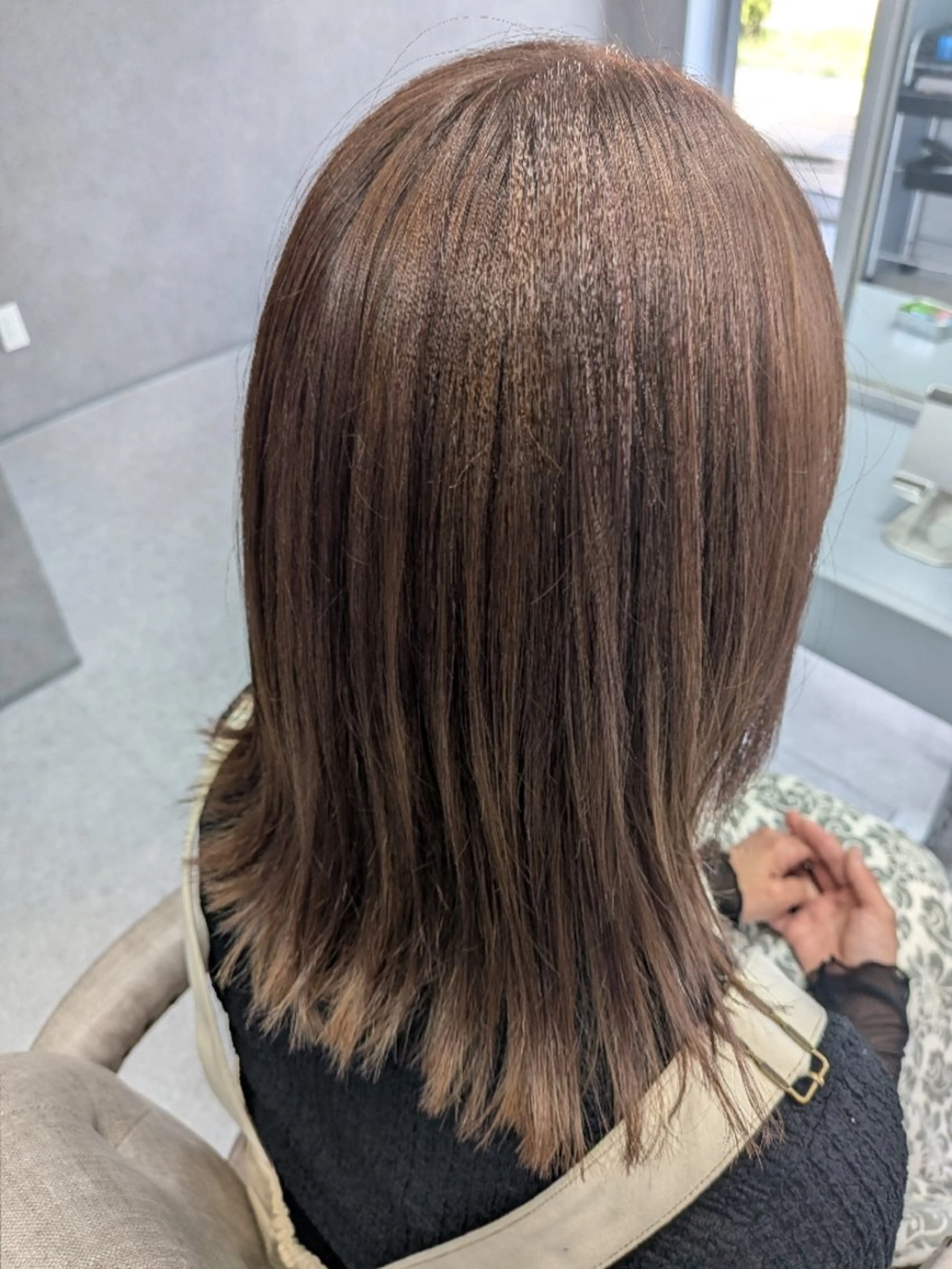 ミディアム カット ヘアカラー トリートメント ARCANA 鴨井　絵利子のヘアスタイル