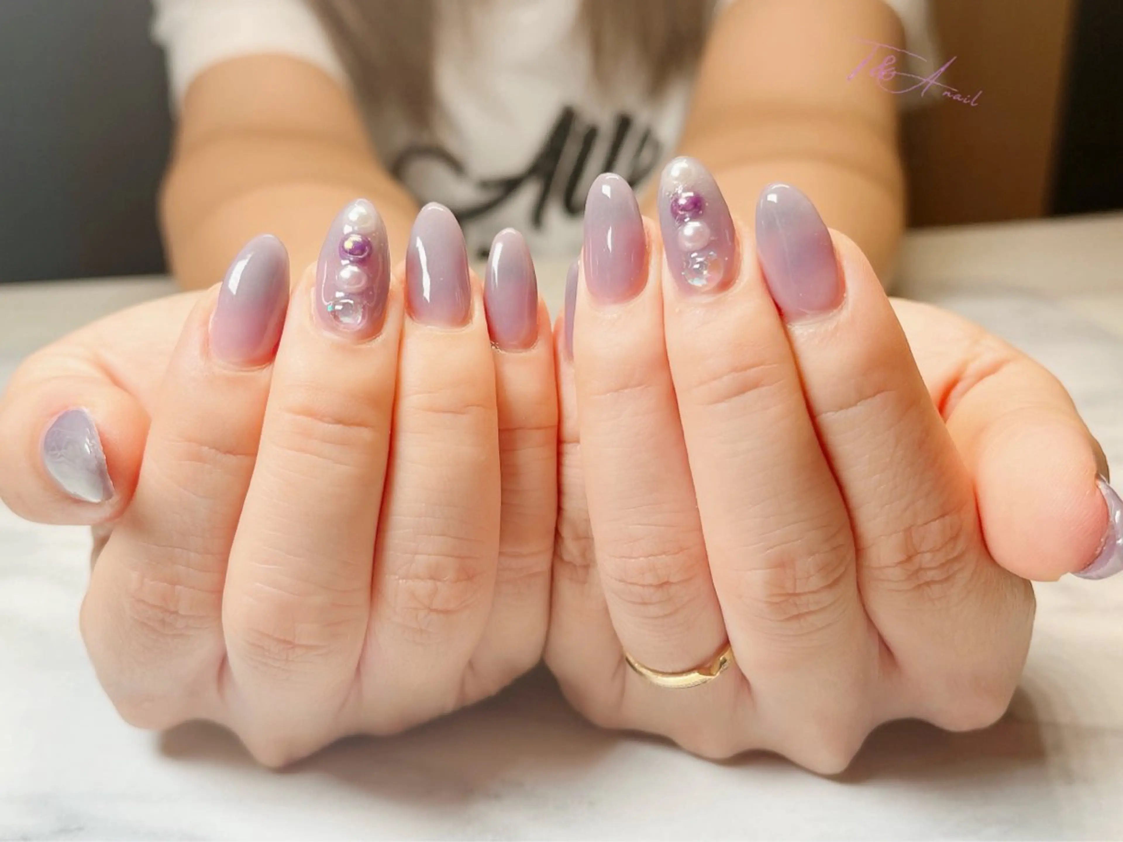 ネイル ジェルネイル ニュアンスネイル オフィスネイル ワンカラーネイル パープル T&A nailのネイルデザイン