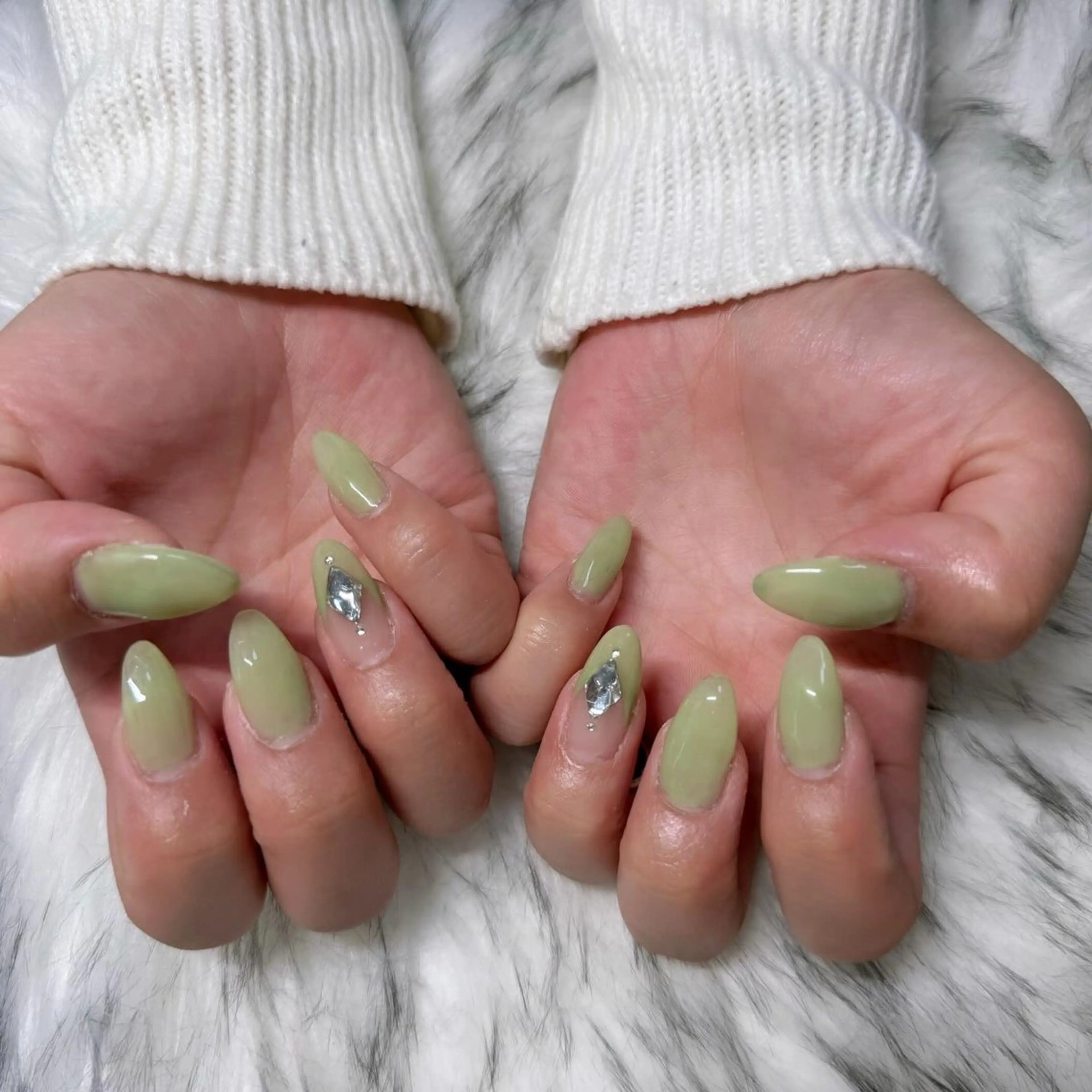 ロング ハンドネイル mao .のネイルデザイン