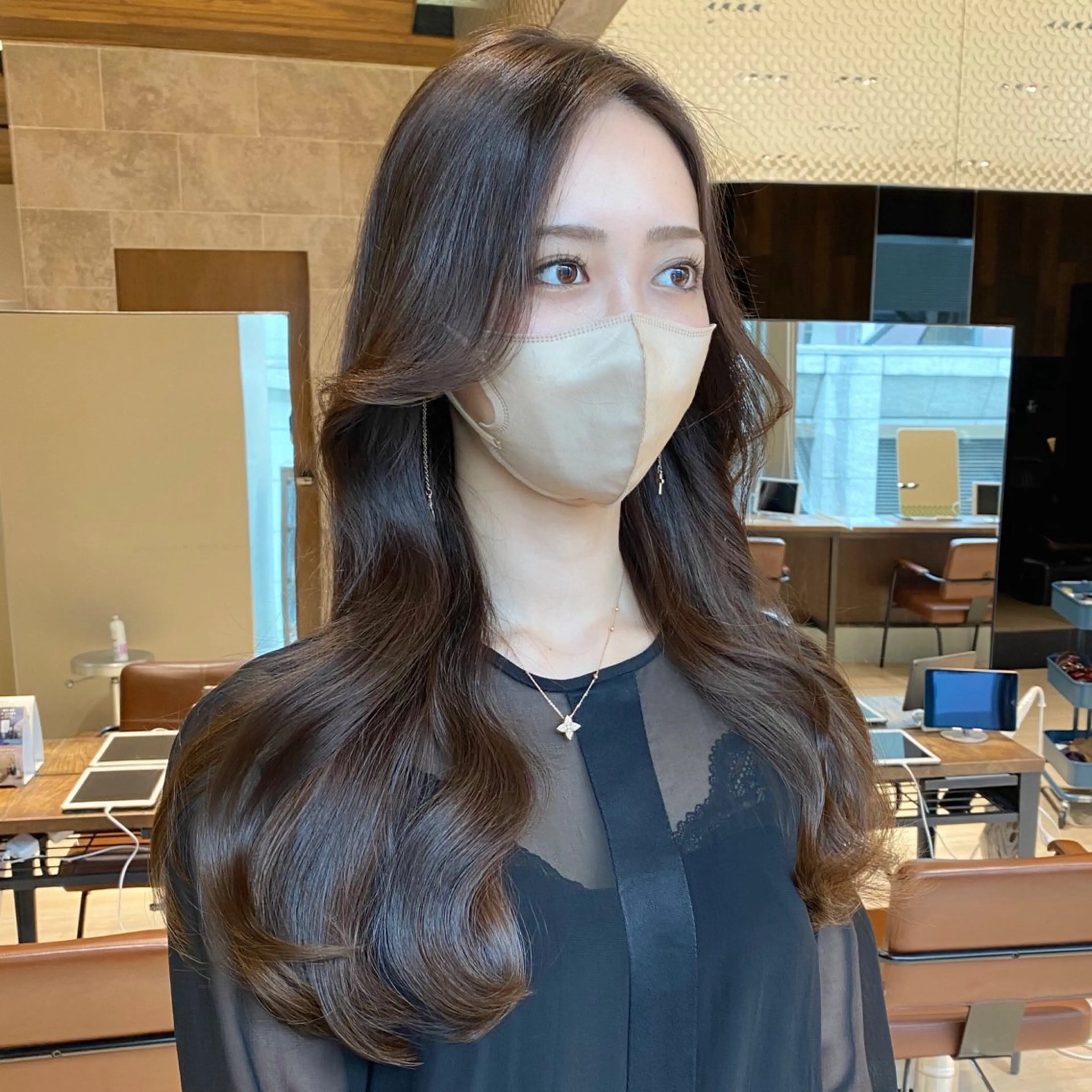 ロング カラー レイヤー/顔周り /透明感🩶高橋大のヘアスタイル