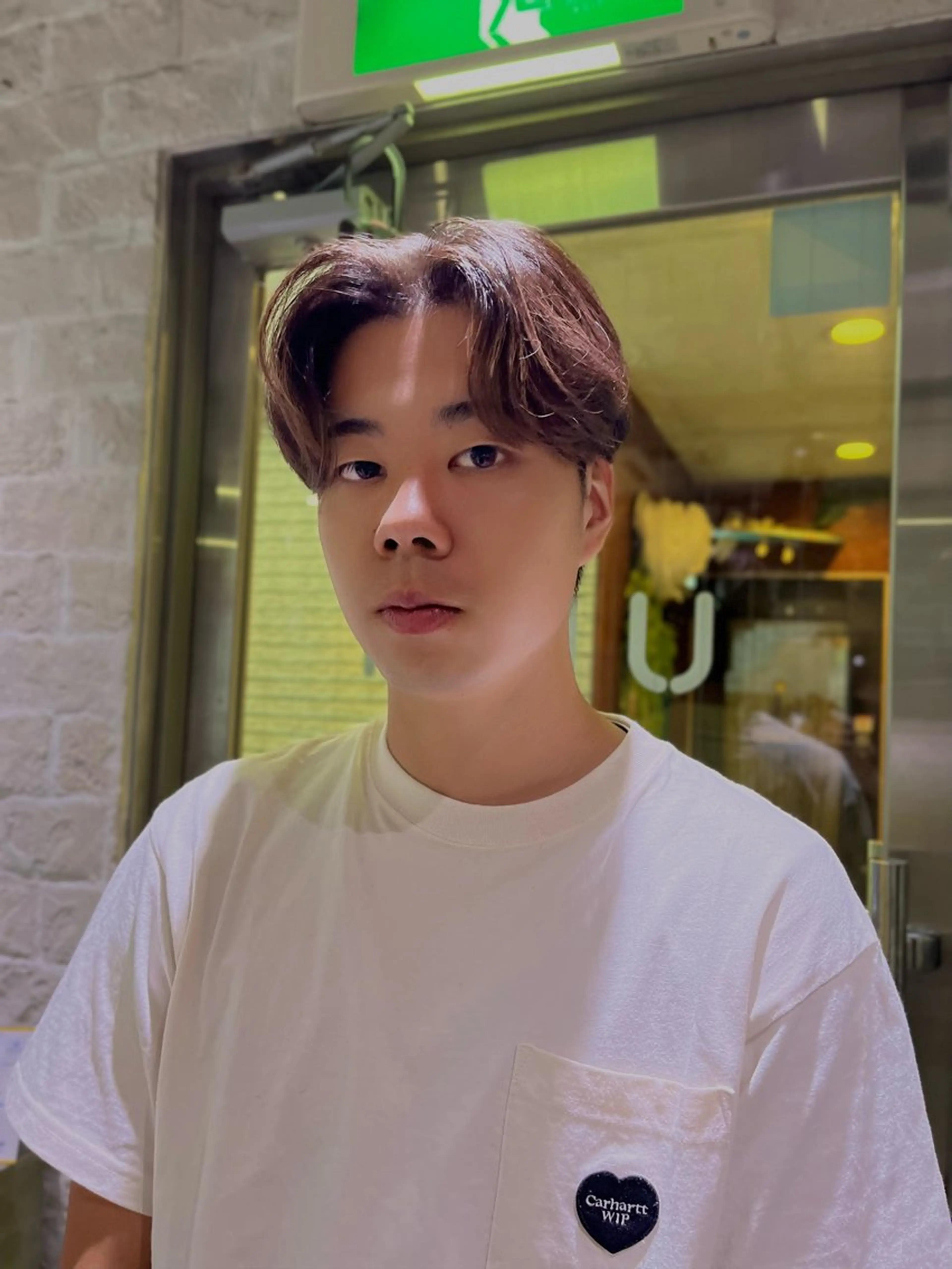 ショート メンズ ビジネス センターパート カット daichi (UMM)のヘアスタイル