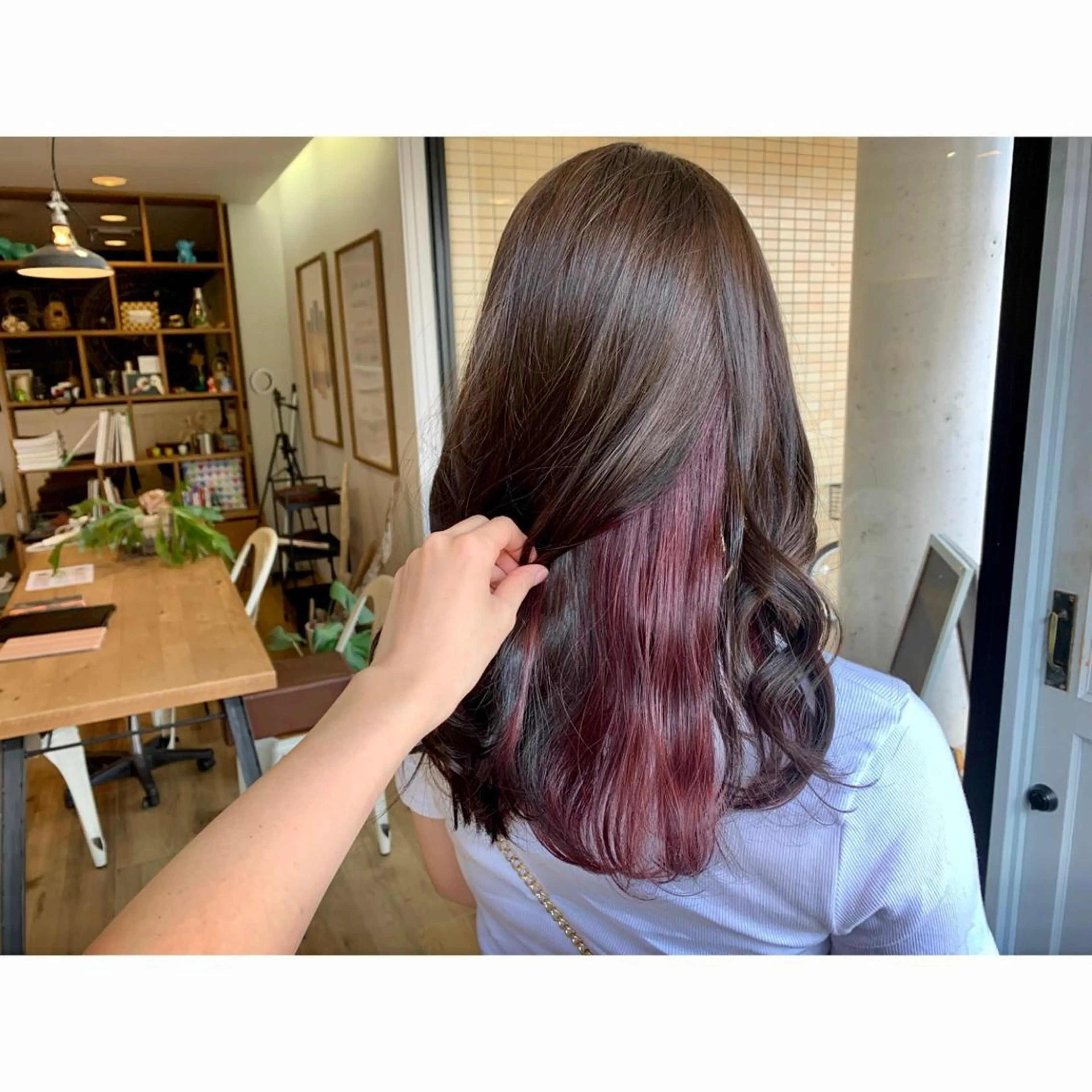 ロング カラー ピンクカラー バイオレットカラー ヘアカラー トリートメント ツキダテ ユイのヘアスタイル