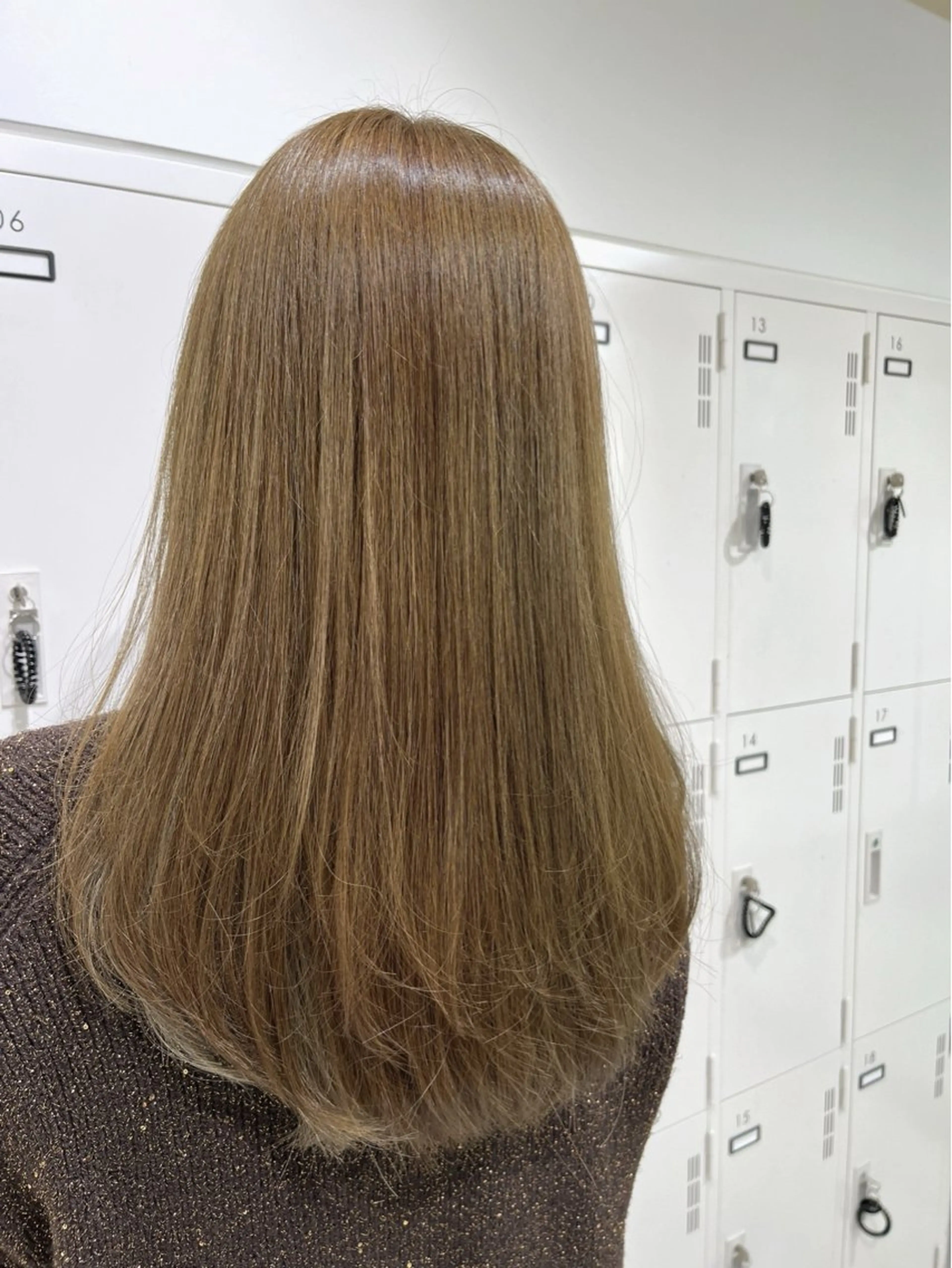 セミロング カラー ベージュカラー ブリーチ 透明感カラー ダブルカラー ブリーチなしカラー カット ヘアカラー トリートメント 【メンズ縮毛矯正/ Ryokaのヘアスタイル