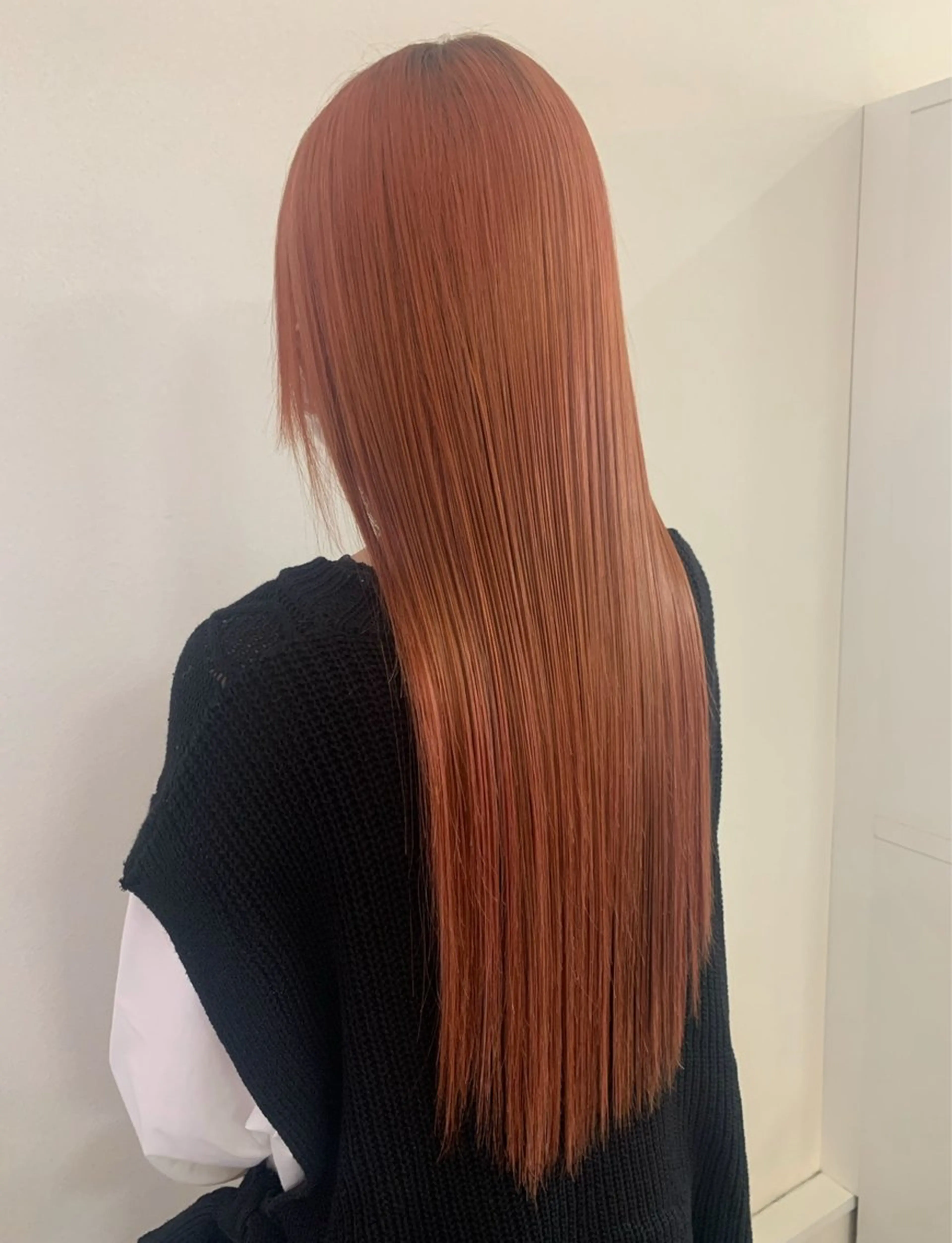 ロング カラー オレンジ ヘアカラー トリートメント 秋山 麗奈のヘアスタイル
