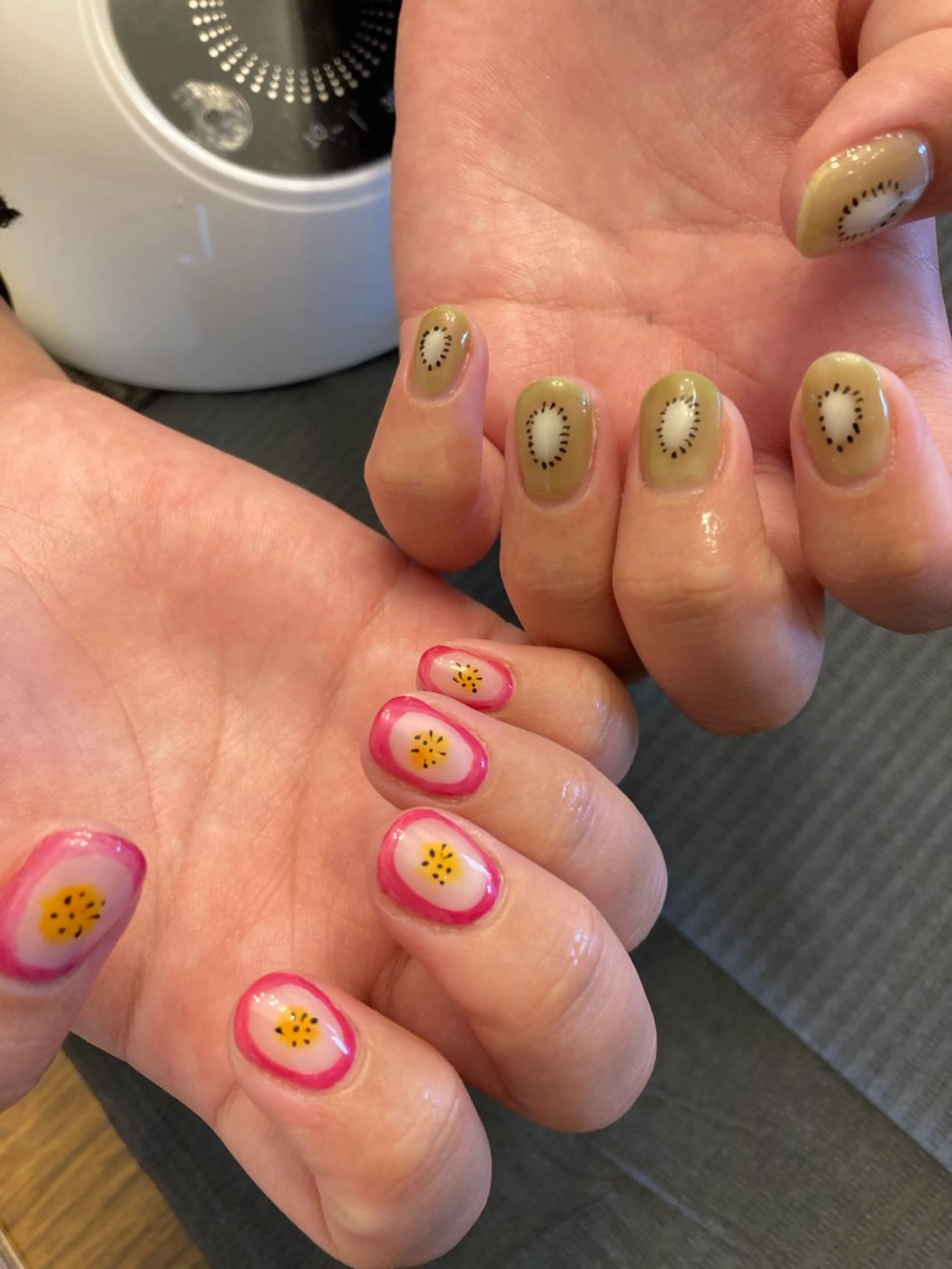 ネイル ハンドネイル ハンドケア 爪の絵描き屋　ミテネイル所属・爪の絵描き屋 ミテネイルのネイルデザイン