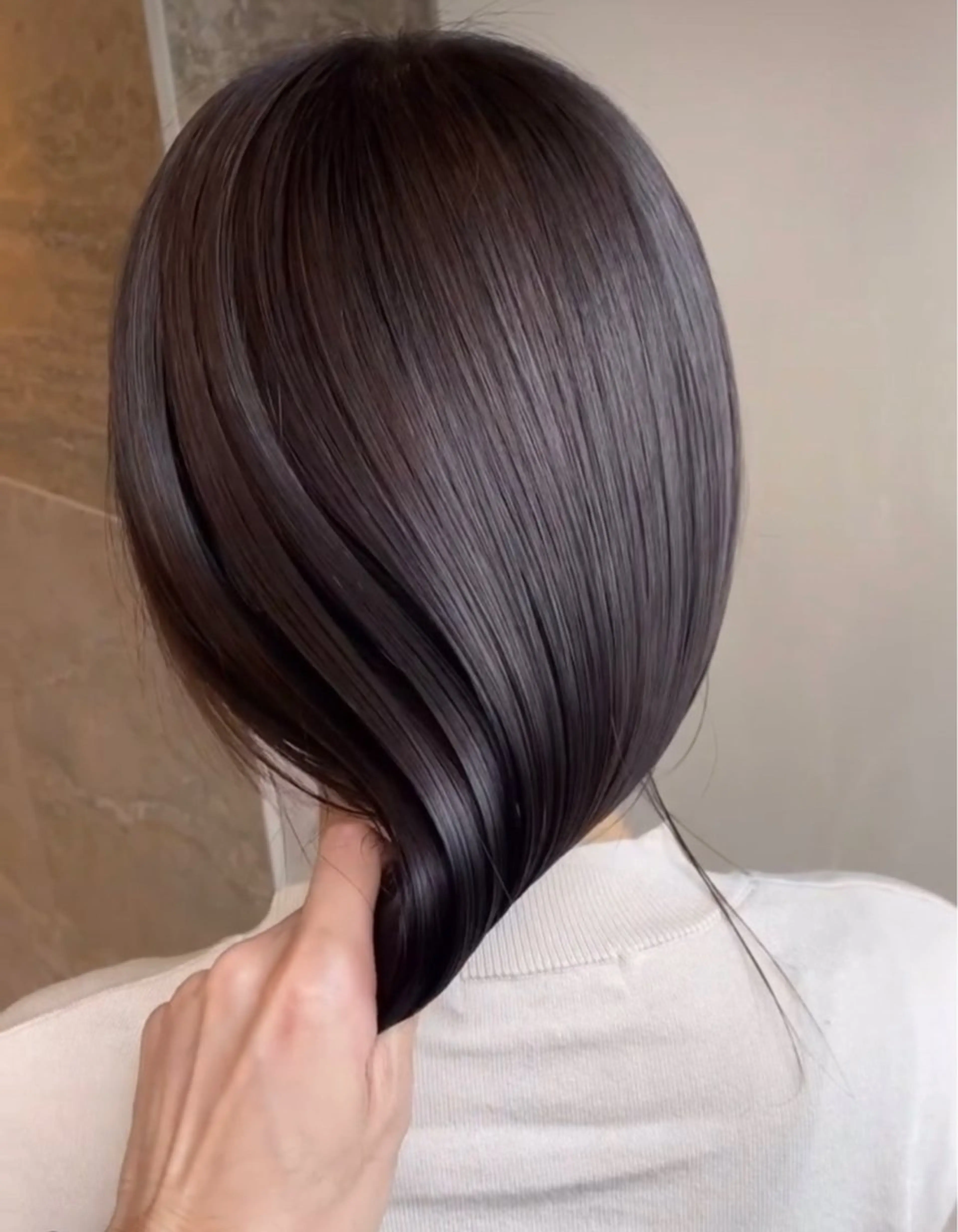 セミロング カラー 渋谷　今泉ひろき 髪質改善×美髪矯正のヘアスタイル