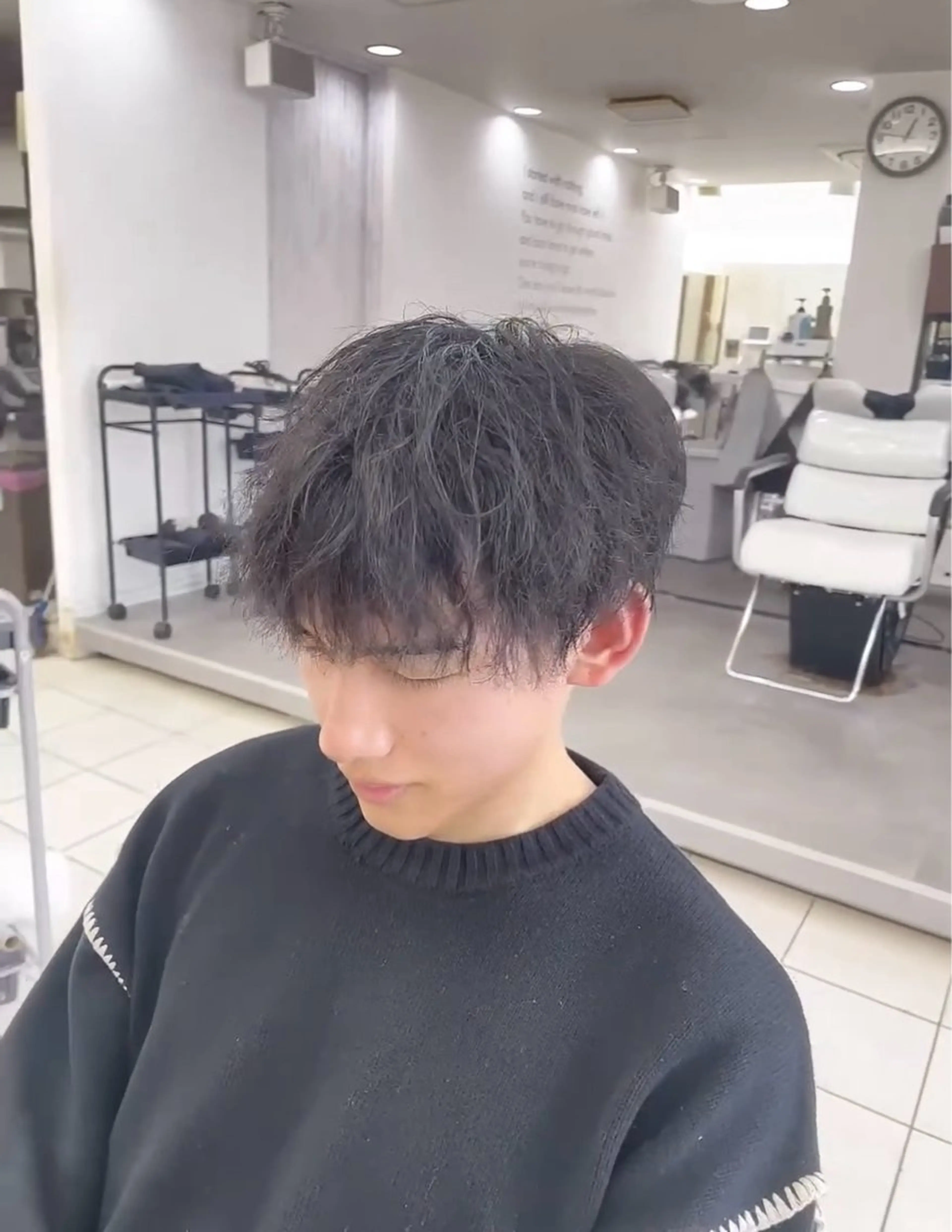 パーマ メンズ 成瀬スパイラル パーマ清水大隼のヘアスタイル