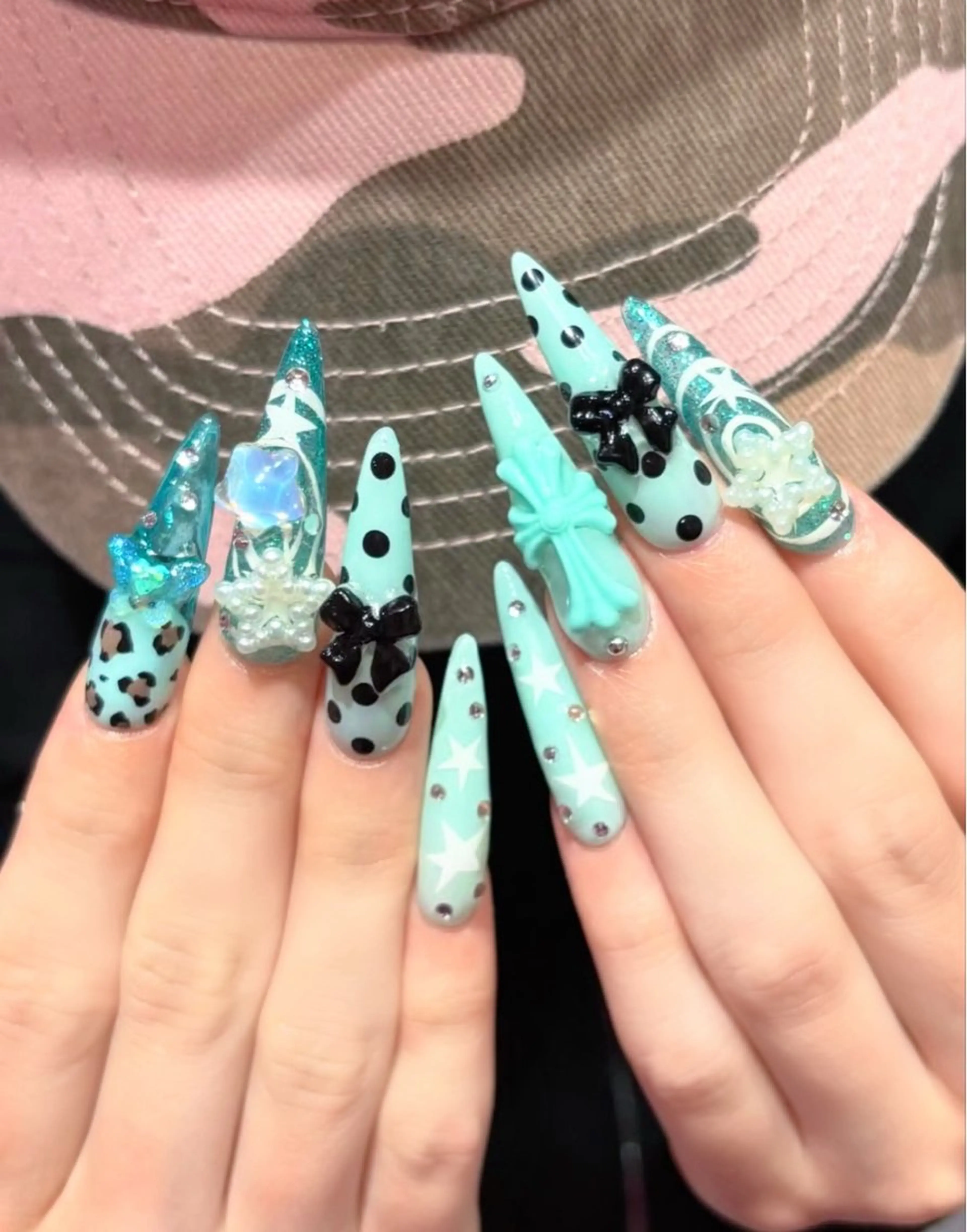 ネイル ハンドネイル ハンドケア Panda chan Novaのネイルデザイン