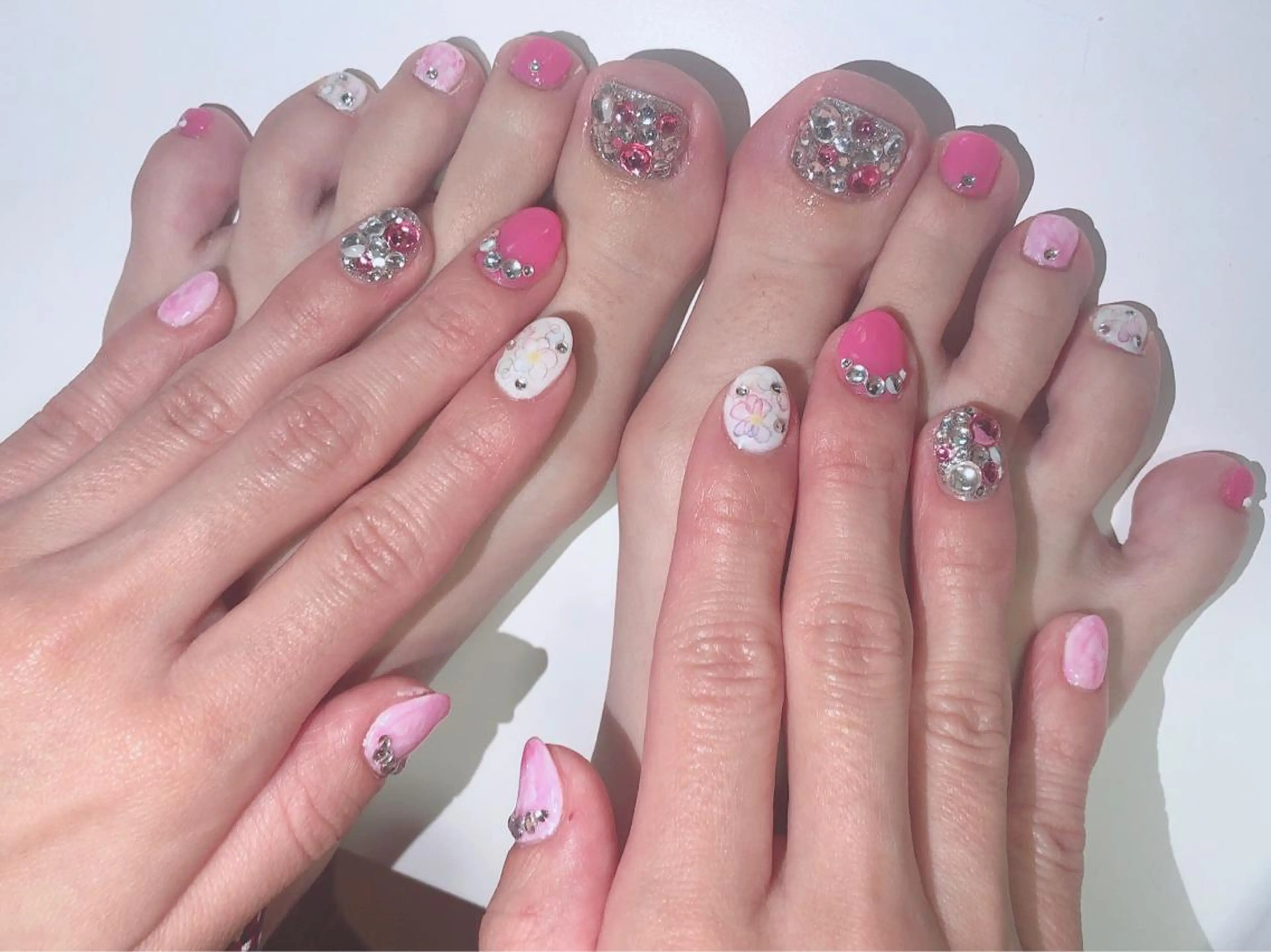 ネイル フットネイル 荒井 海輝のネイルデザイン