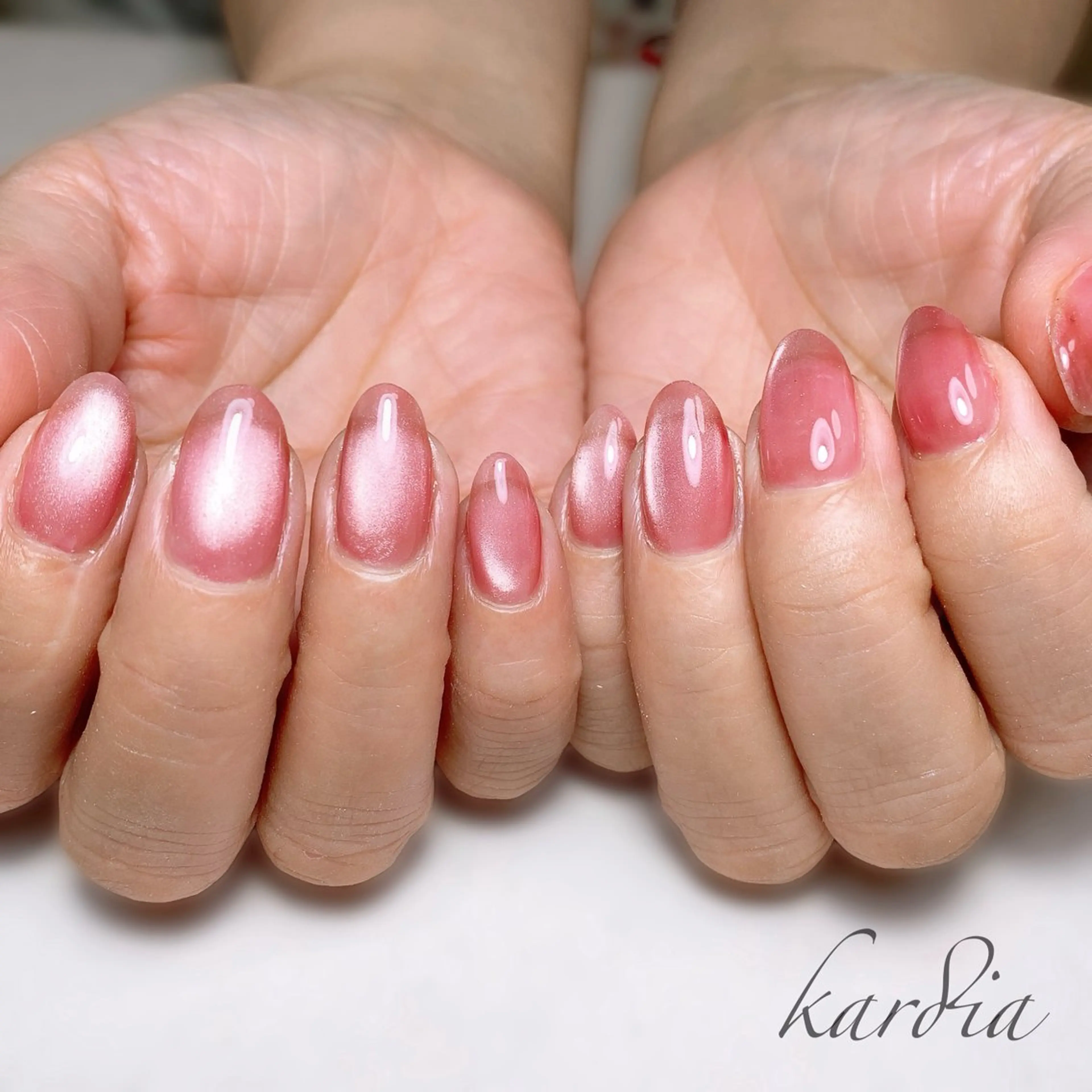 ネイル καρδιά -ｶﾙﾃﾞｨｱ-のネイルデザイン
