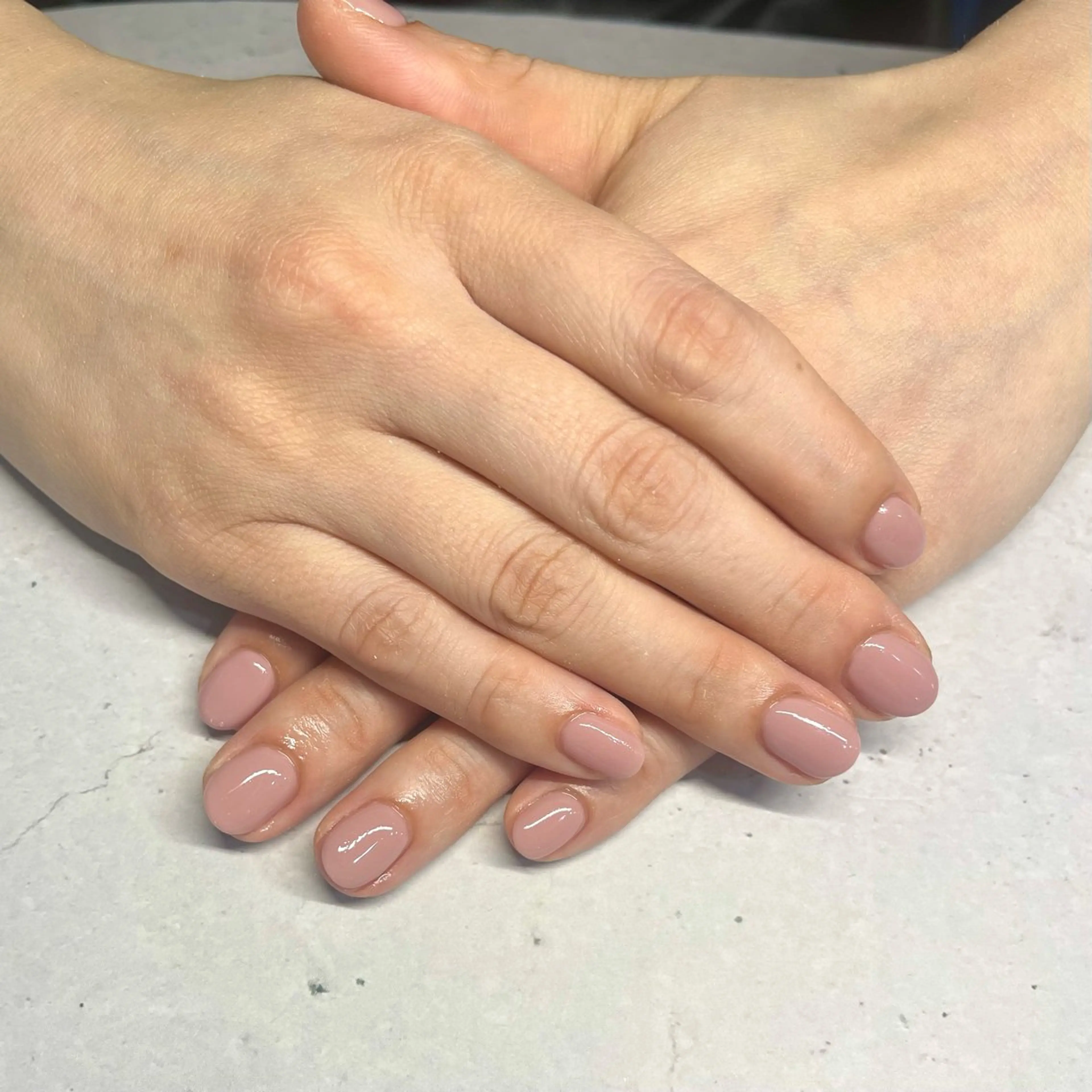 ネイル ワンカラーネイル シンプルネイル 石松 姫花のネイルデザイン