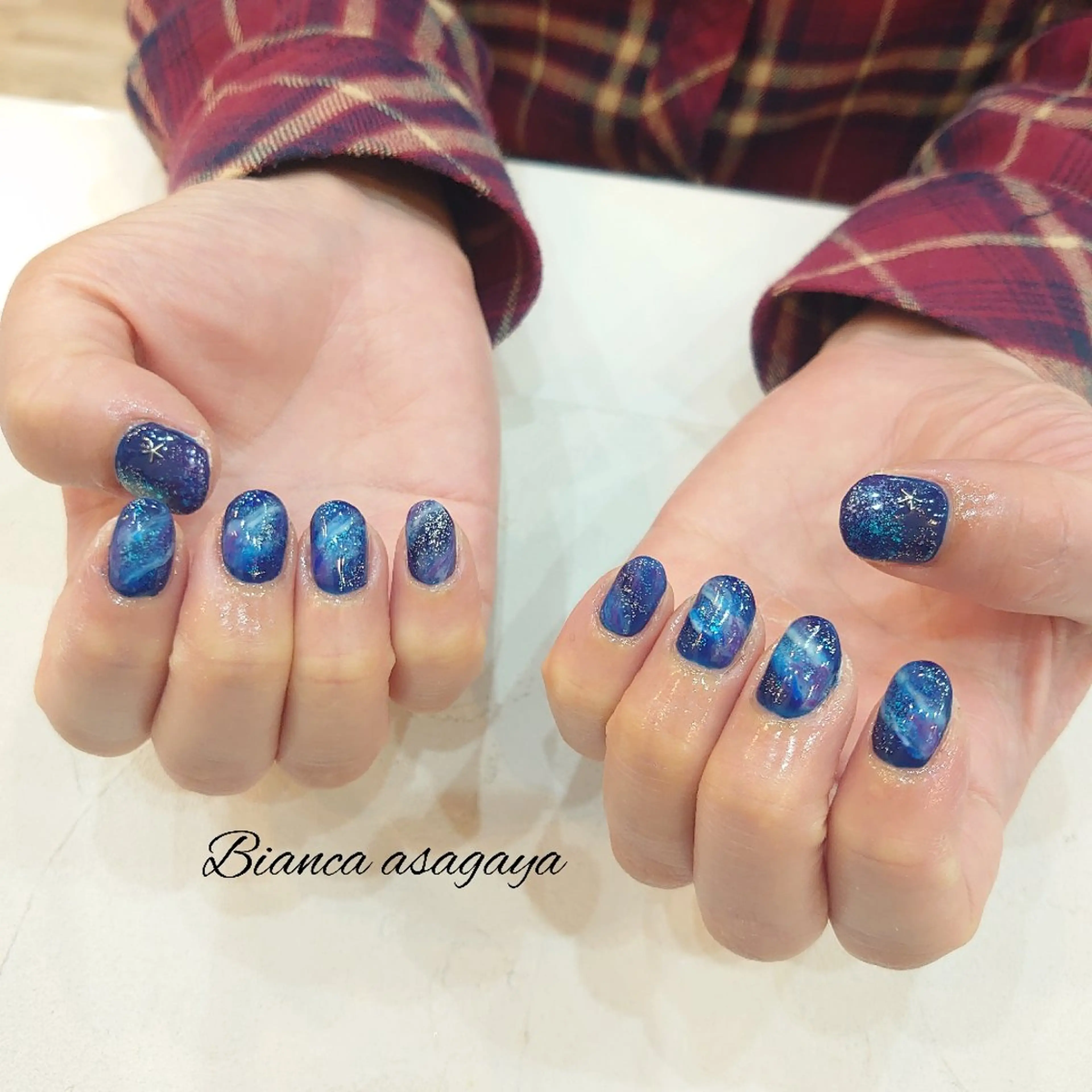 ネイル ブルー ニュアンスネイル ハンドネイル Bianca TANAKAのネイルデザイン