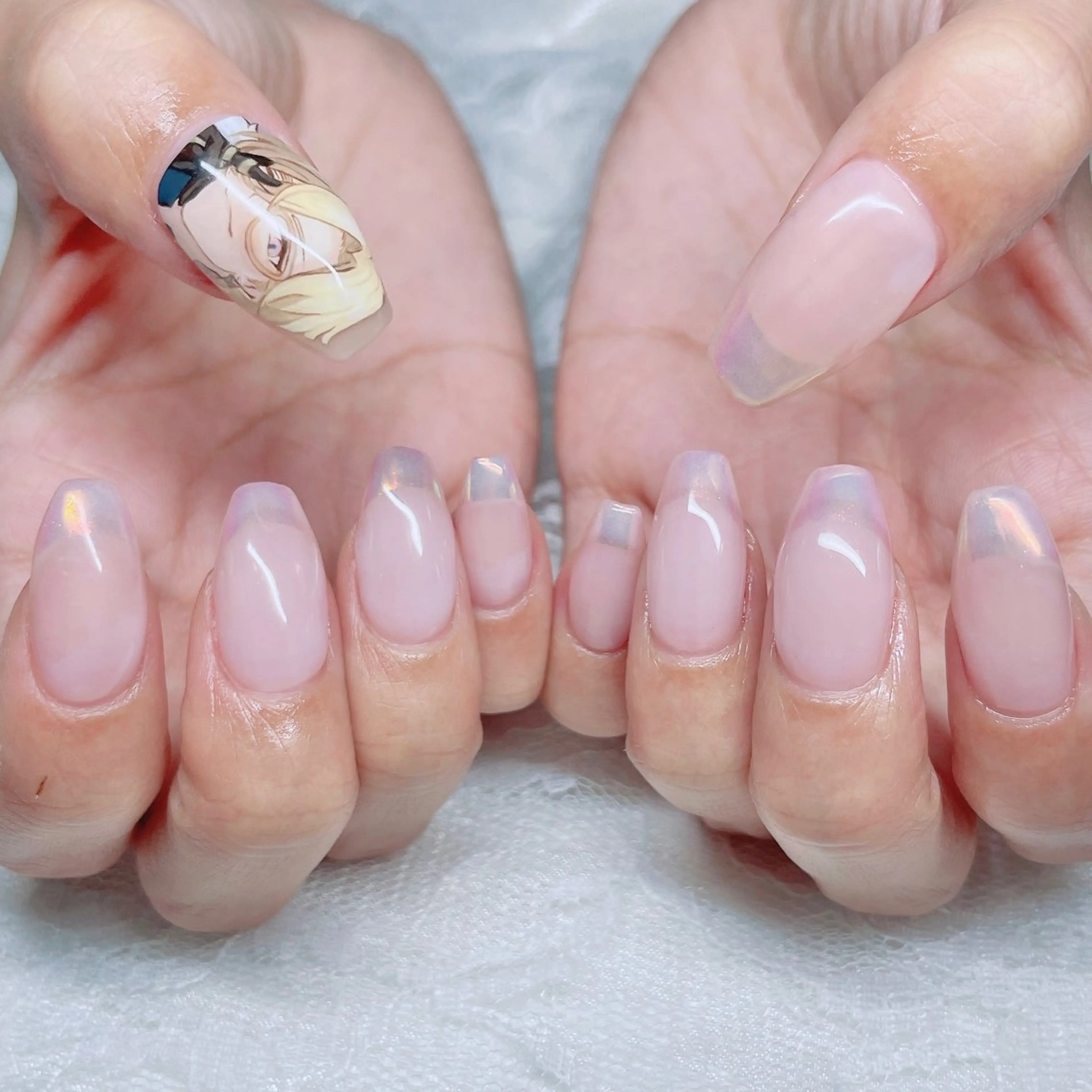 ネイル オーロラネイル フレンチネイル ハンドネイル 表参道 mico店 satomiのネイルデザイン