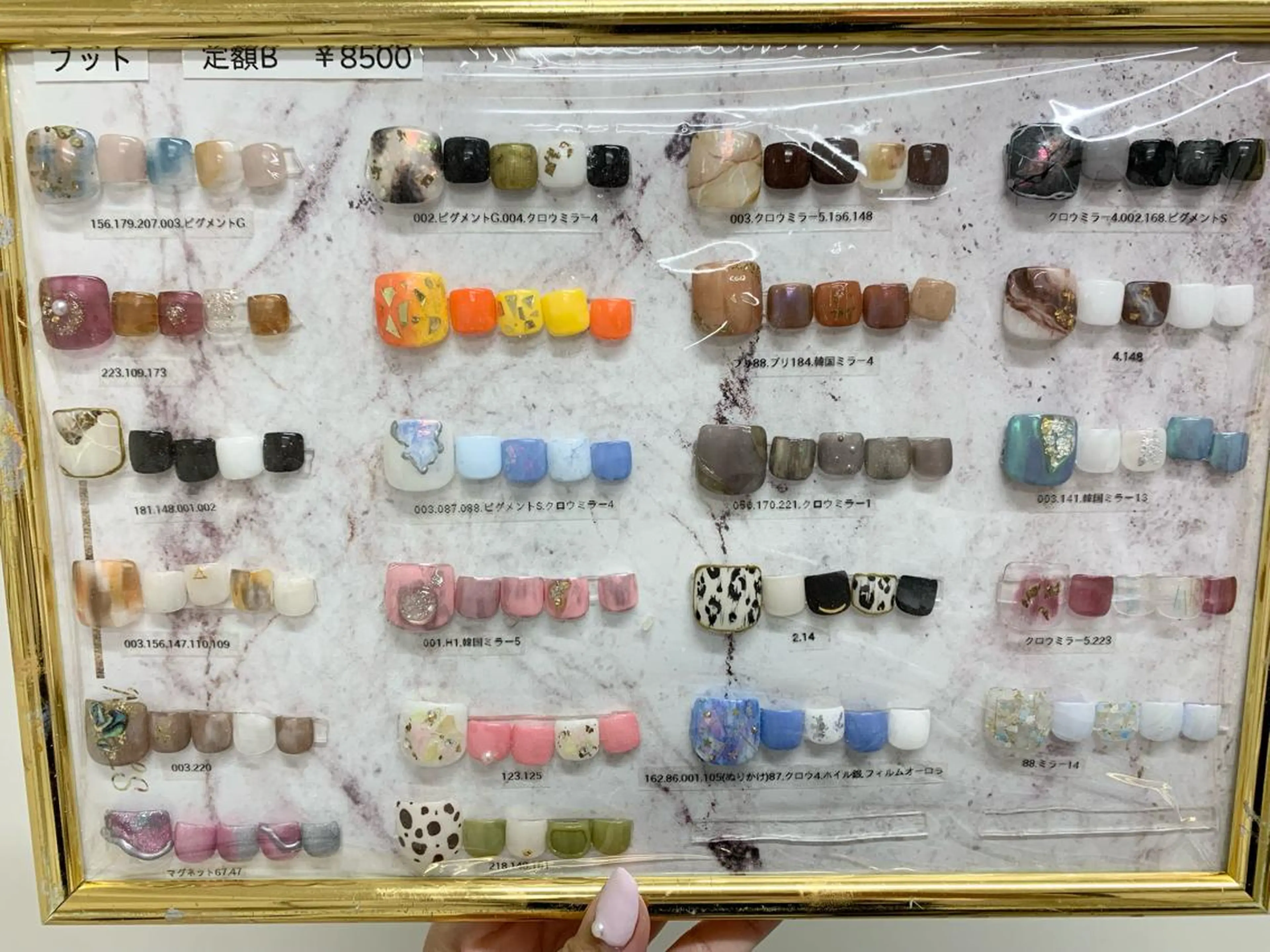 ネイル pomynail 🎀 natsuのネイルデザイン