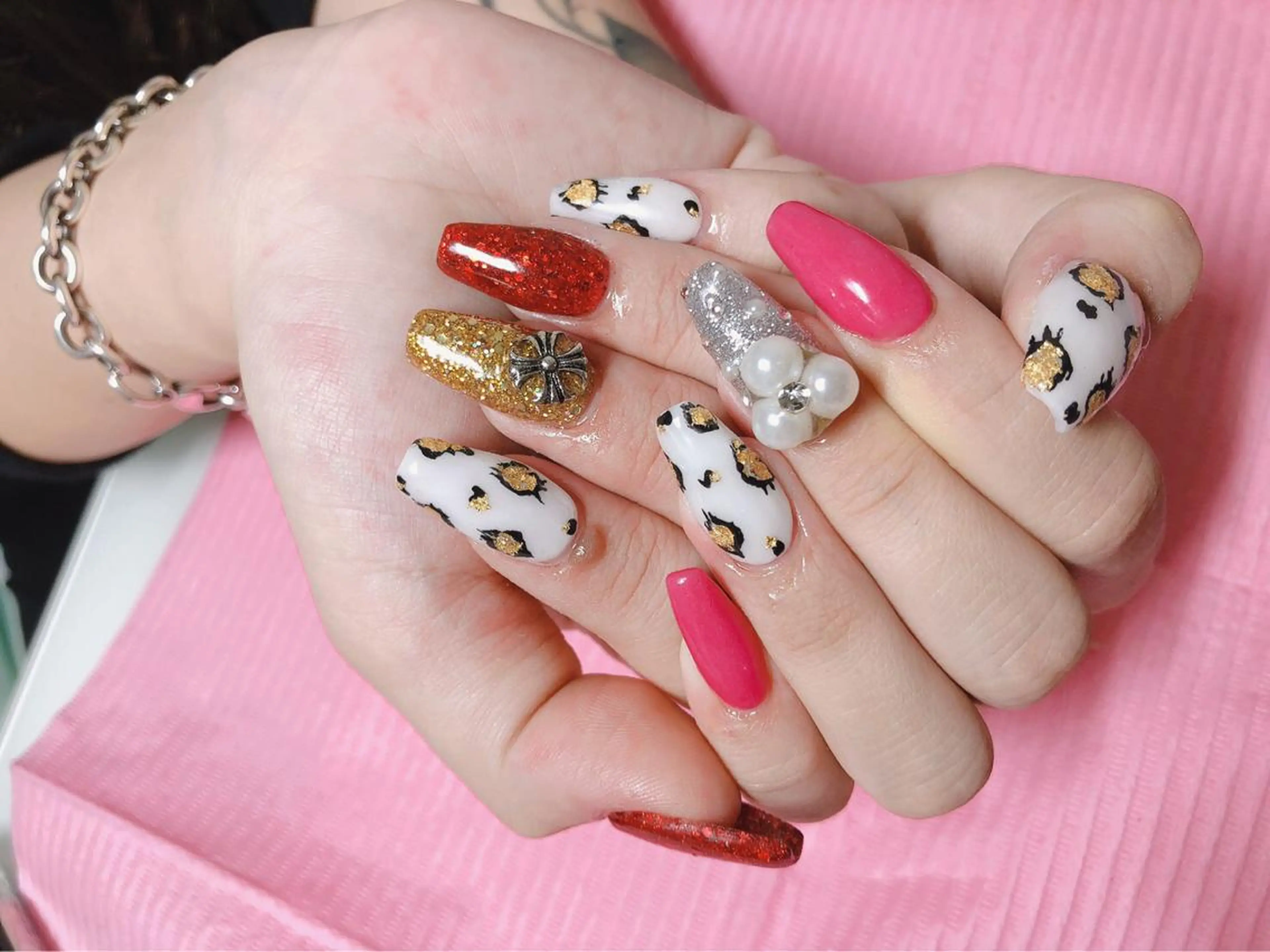 ミディアム ネイル ハンドネイル 《LB》ラブリエ Nail&eyeのマツエク・マツパデザイン