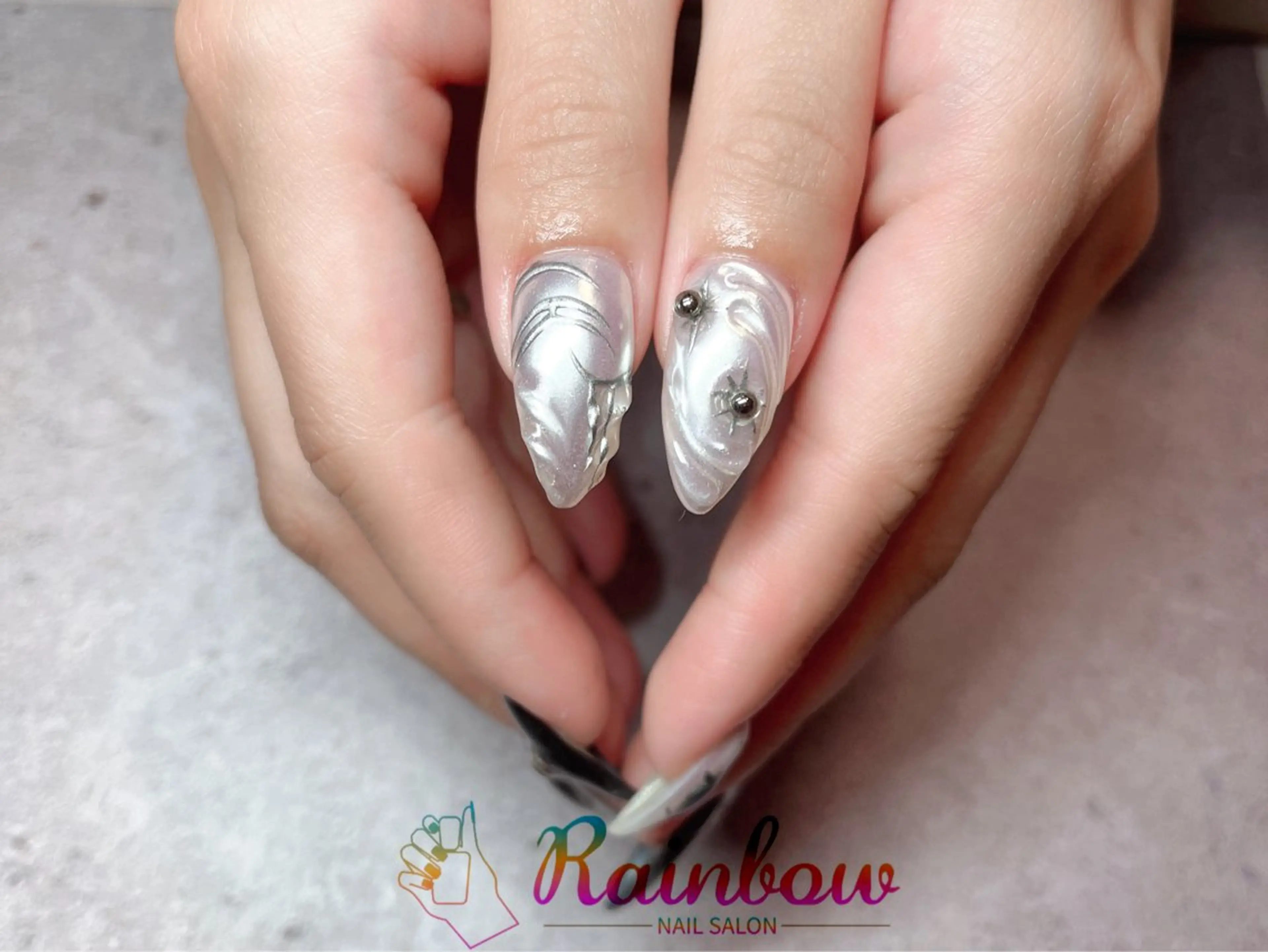 ネイル Rainbow Nailのネイルデザイン