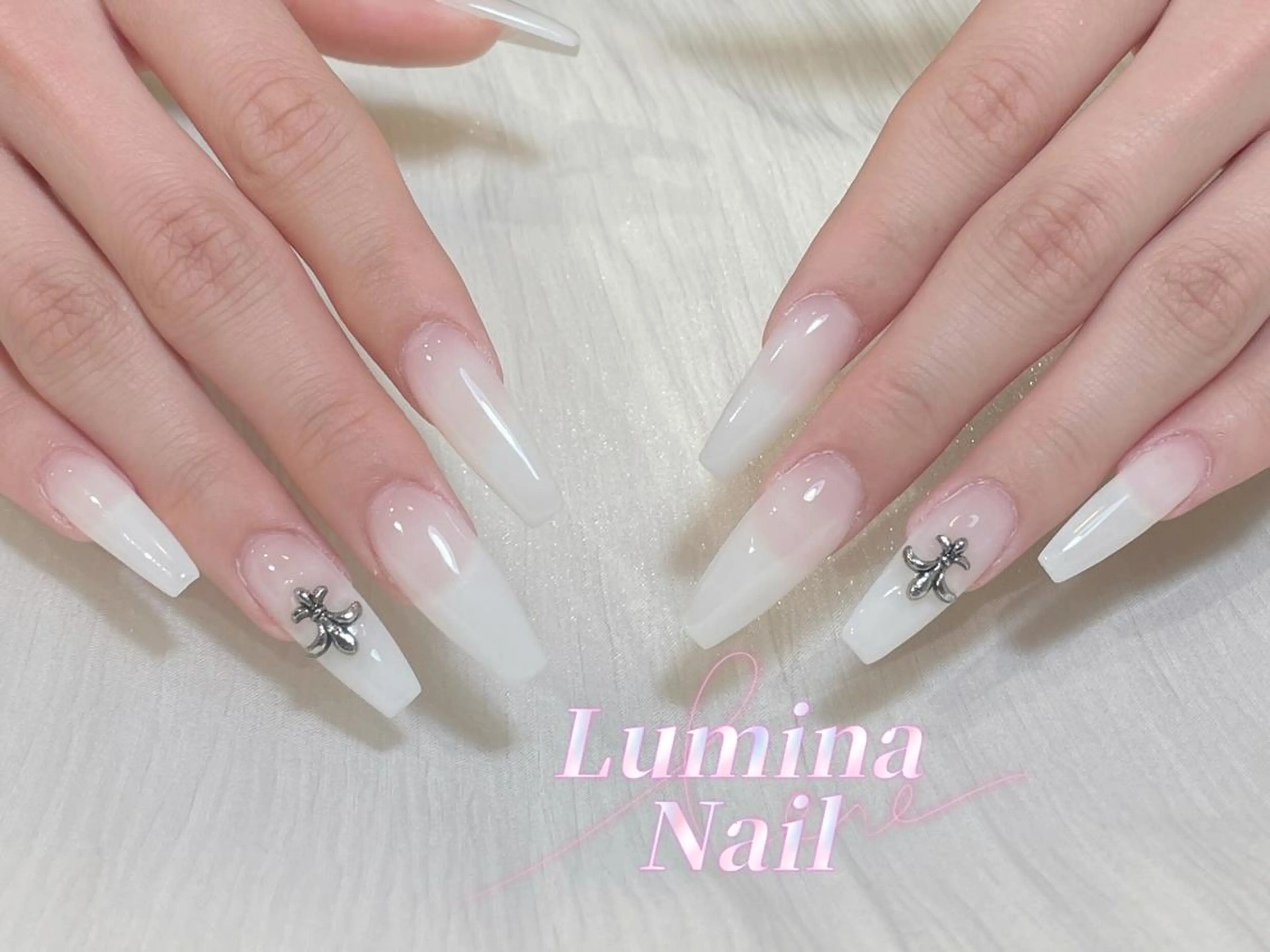 ネイル ハンドネイル ハンドケア Lumina Nail💕のネイルデザイン