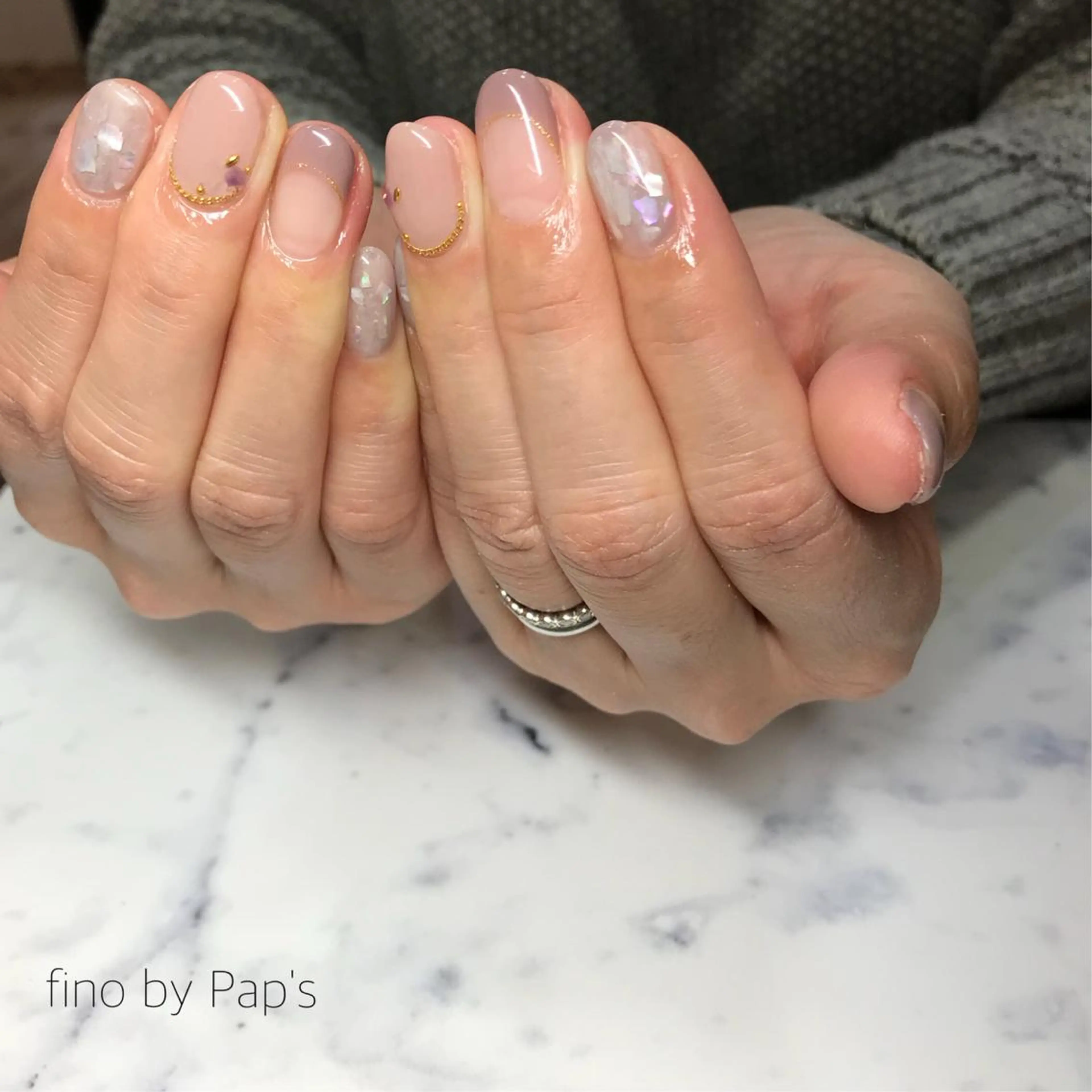 ネイル fino by Pap's所属・西畠 真由美のネイルデザイン